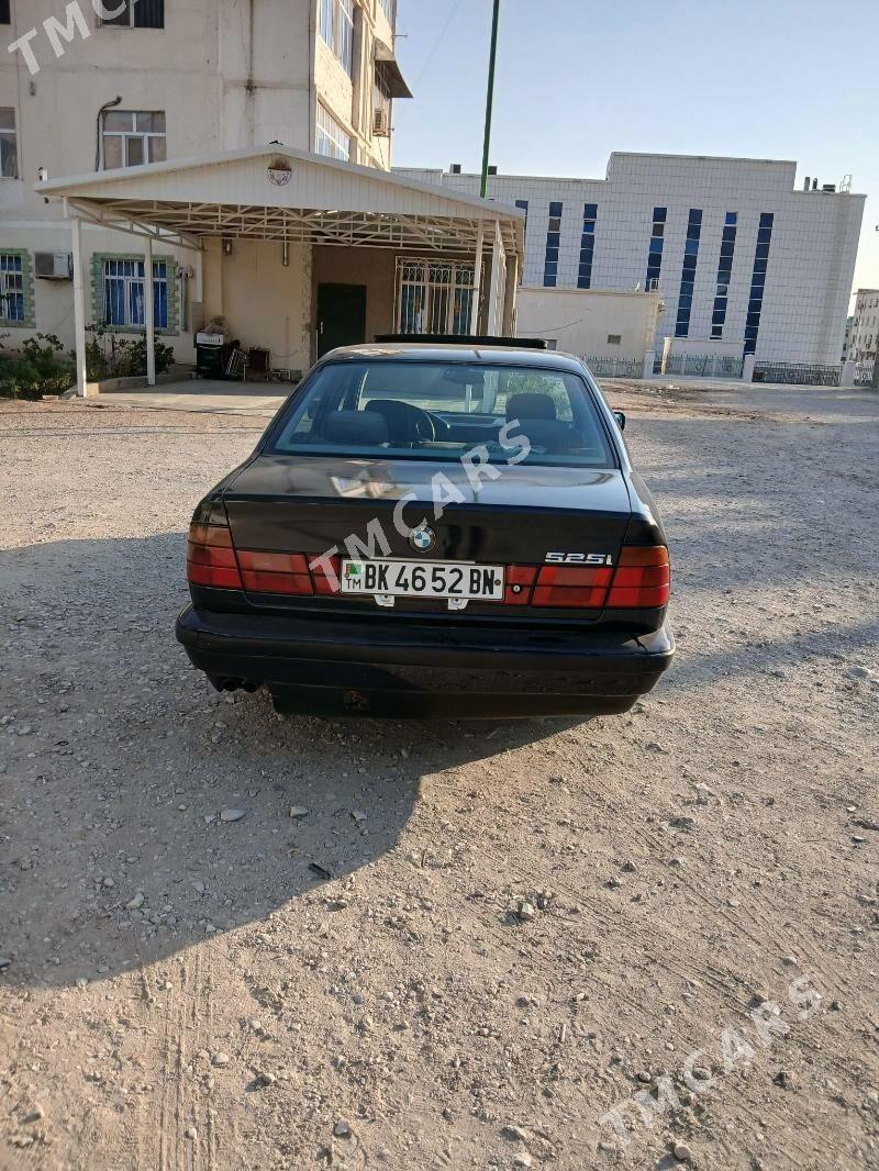 BMW 525 1993 - 65 000 TMT - Balkanabat - img 6