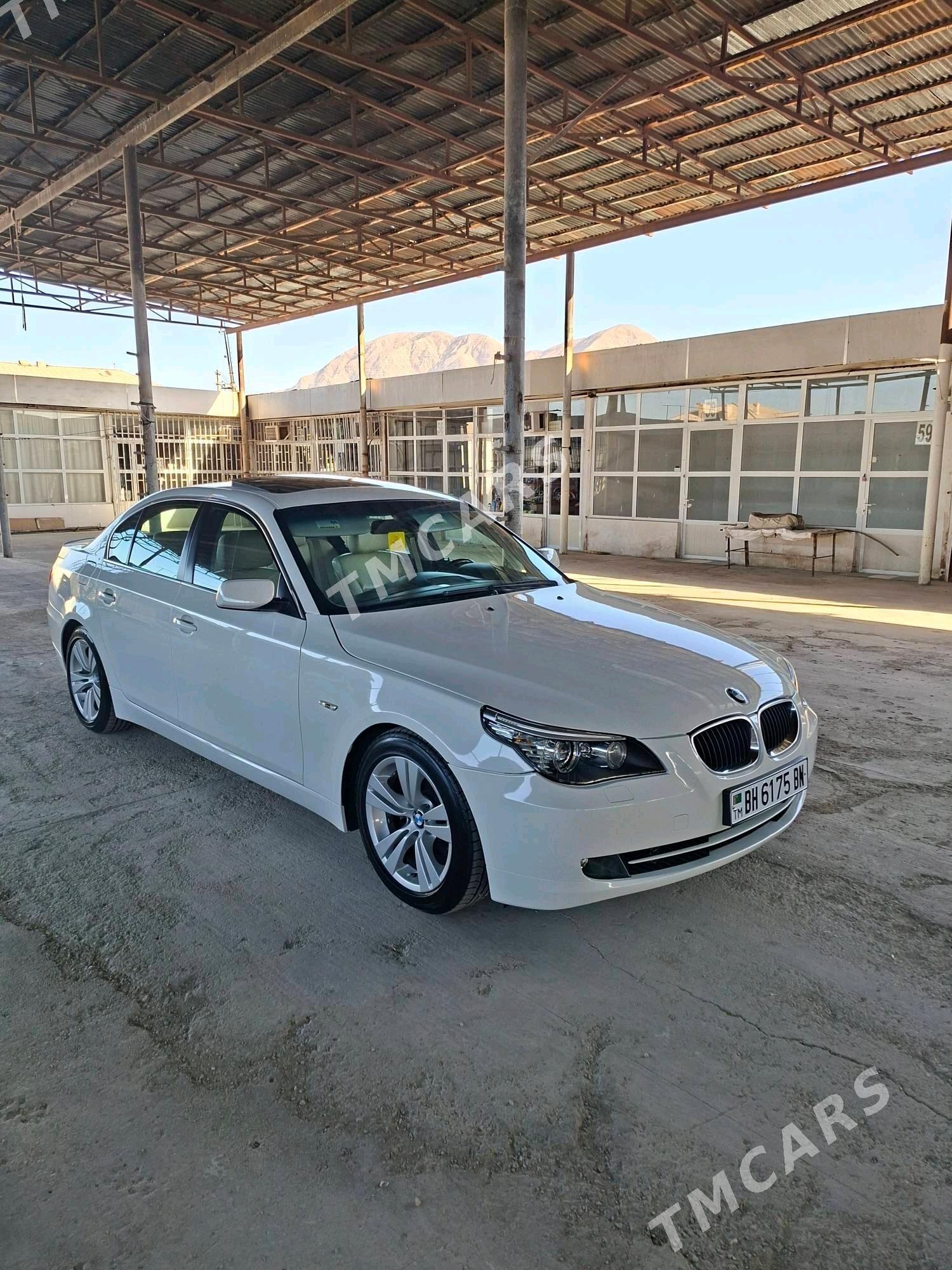 BMW 528 2009 - 200 000 TMT - Балканабат - img 4