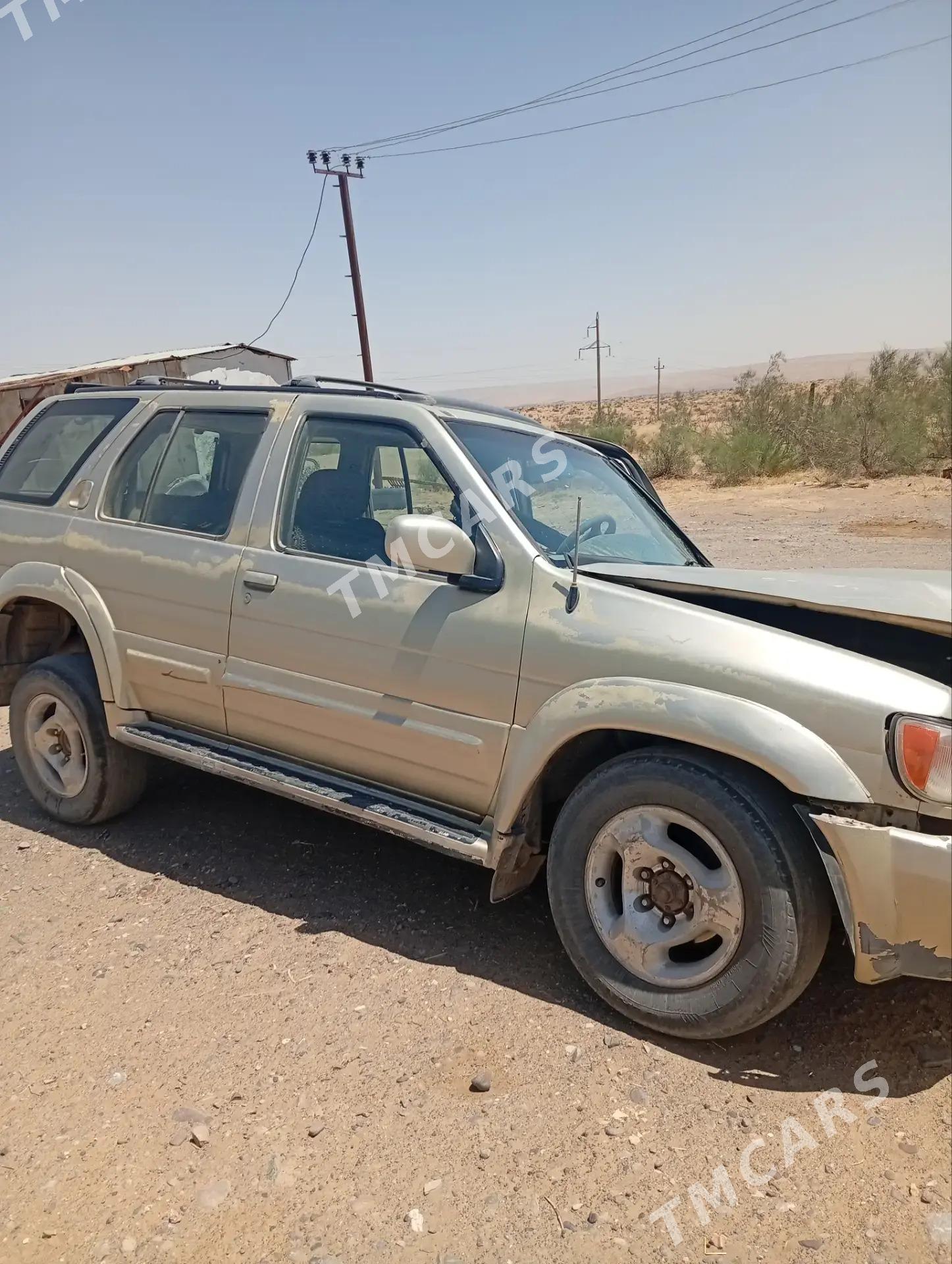 Infiniti QX4 1999 - 30 000 TMT - Тагтабазар - img 3