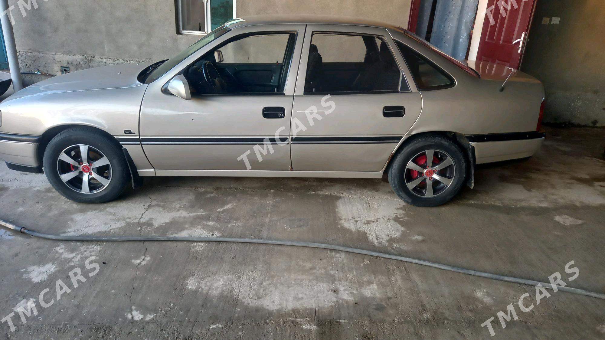Opel Vectra 1991 - 33 000 TMT - Койтендаг - img 2