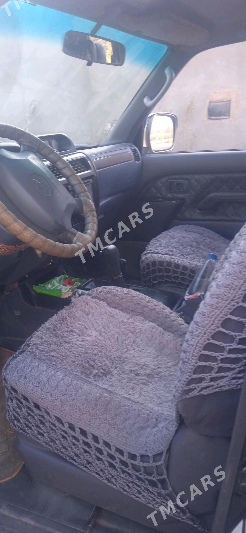Toyota Land Cruiser Prado 1999 - 140 000 TMT - Гурбансолтан Едже - img 2