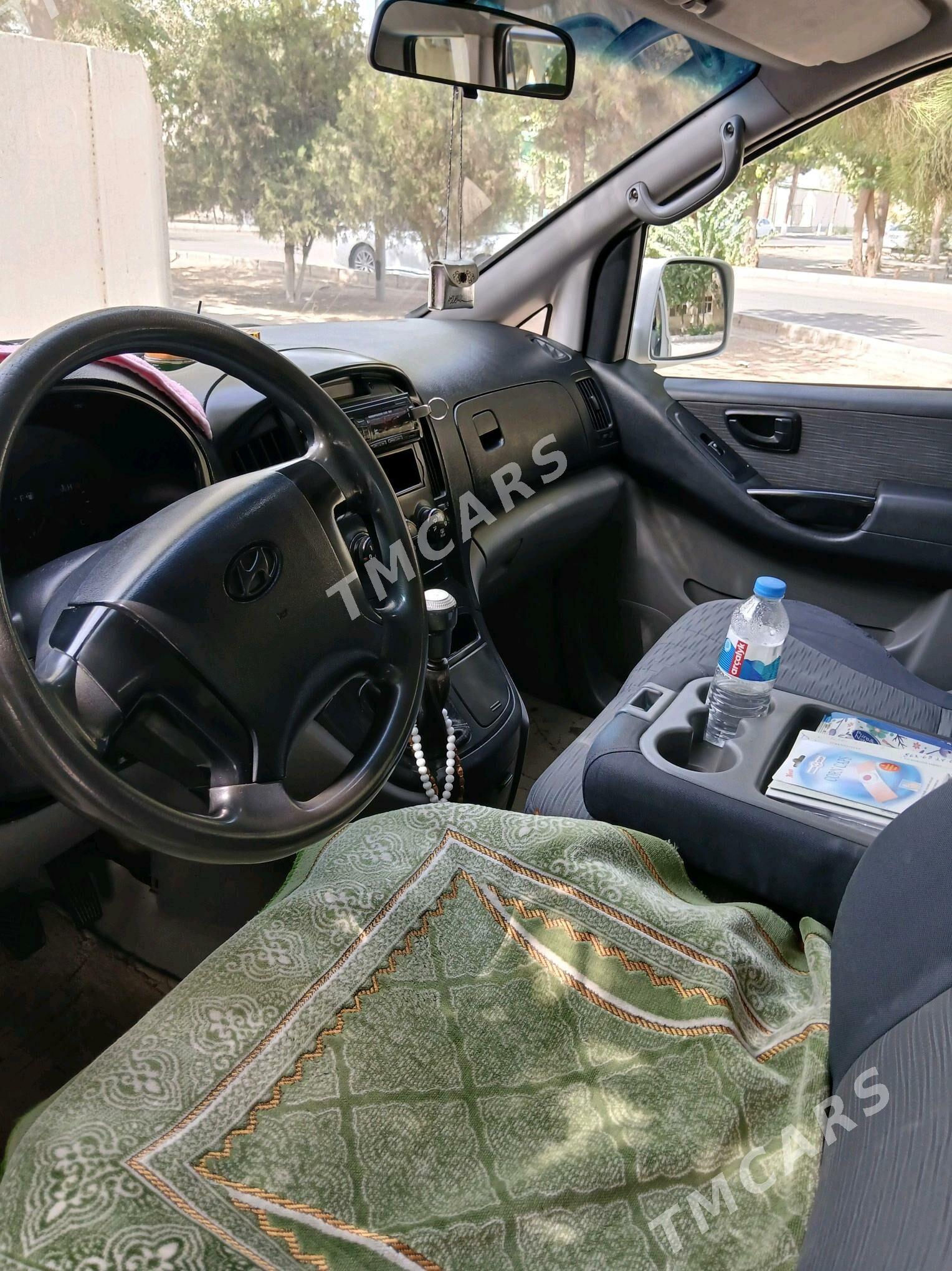 Hyundai H-1 2010 - 175 000 TMT - 1 мкр - img 8