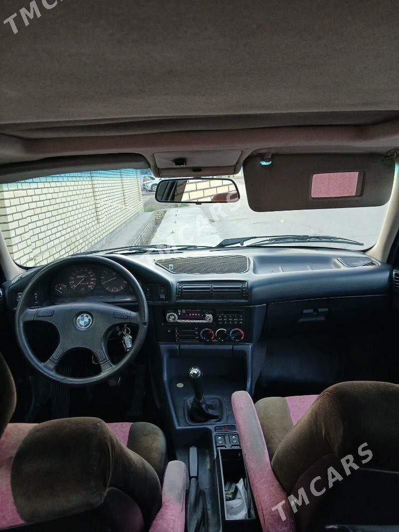 BMW 520 1990 - 55 000 TMT - Mary - img 3
