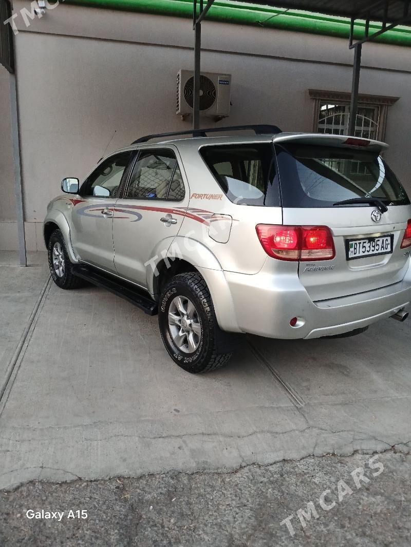 Toyota Fortuner 2006 - 270 000 TMT - Ашхабад - img 10