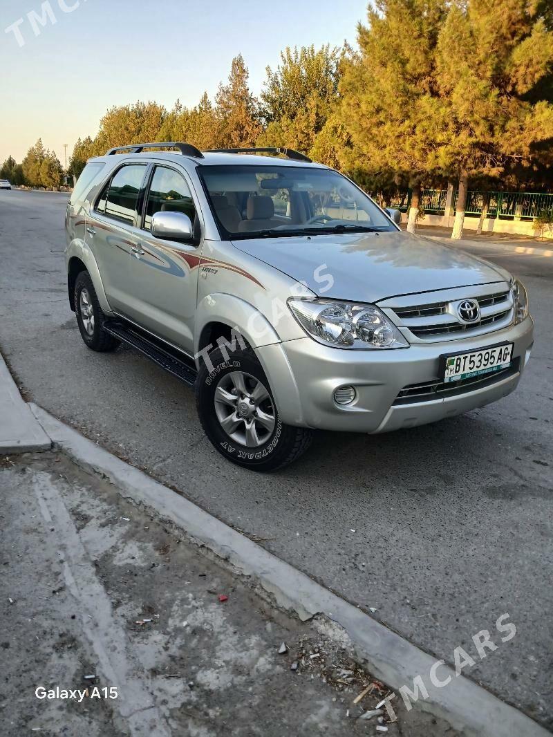 Toyota Fortuner 2006 - 270 000 TMT - Ашхабад - img 3