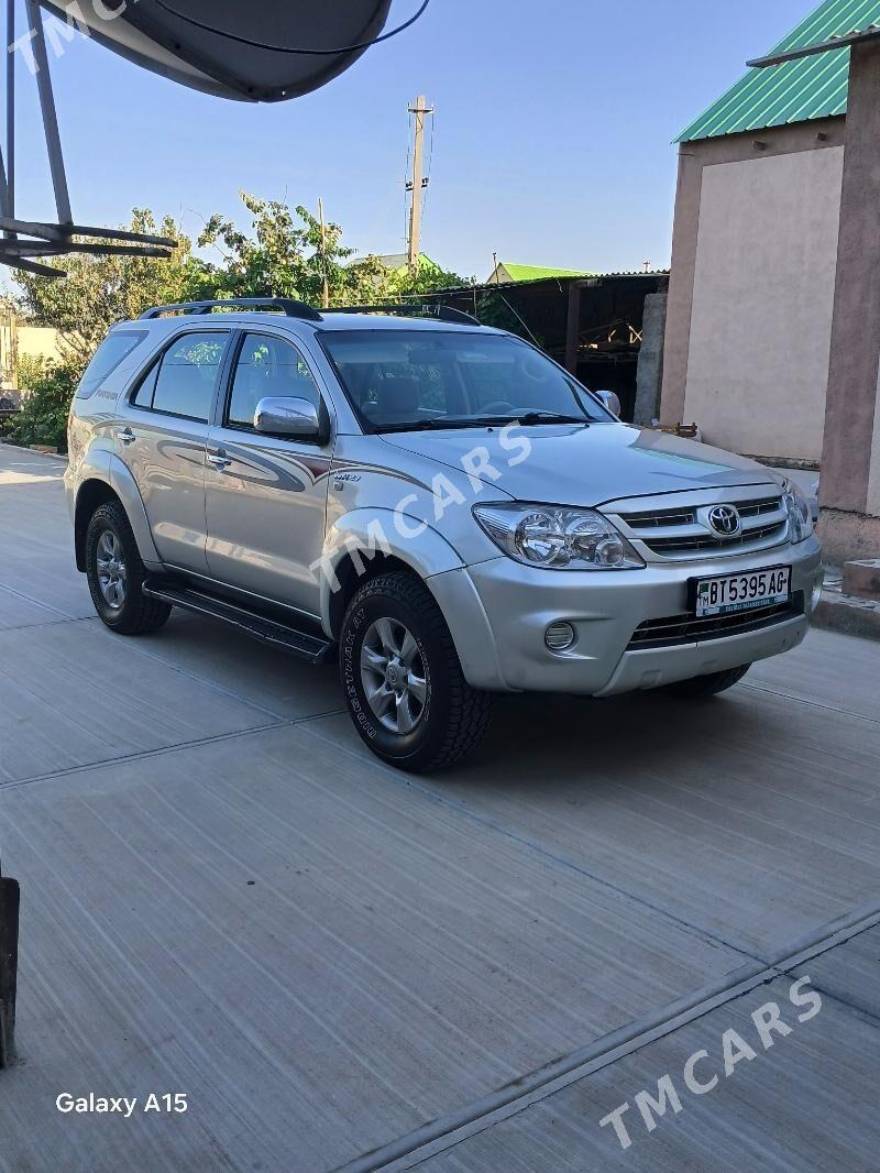Toyota Fortuner 2006 - 270 000 TMT - Ашхабад - img 4
