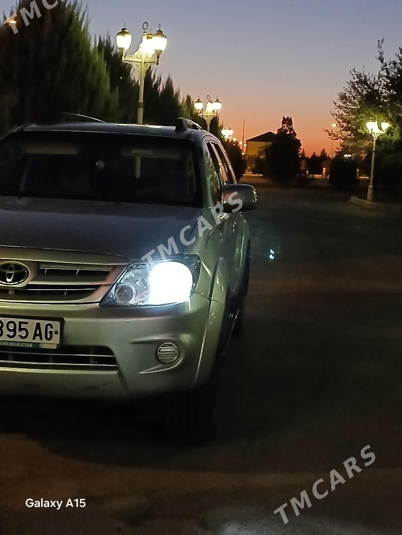 Toyota Fortuner 2006 - 270 000 TMT - Ашхабад - img 6