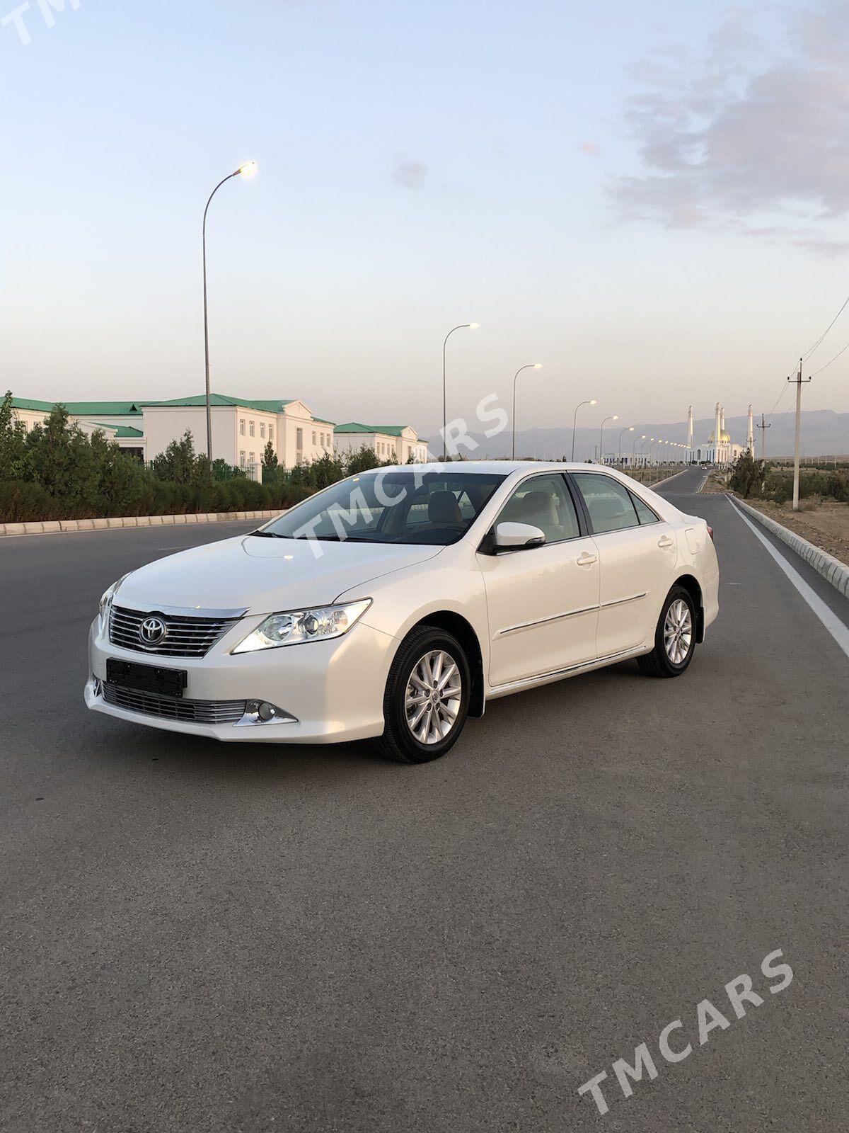 Toyota Camry 2014 - 339 000 TMT - Ашхабад - img 2