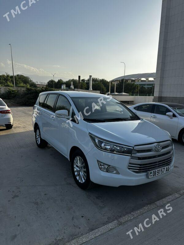 Toyota Innova 2019 - 295 000 TMT - Ашхабад - img 4