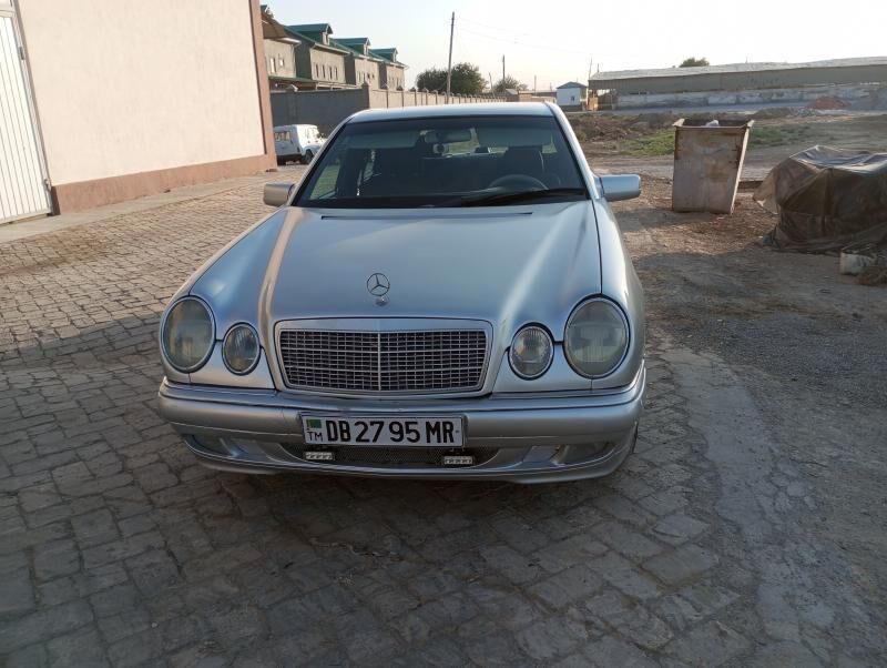 Mercedes-Benz E320 1997 - 90 000 TMT - Байрамали - img 7