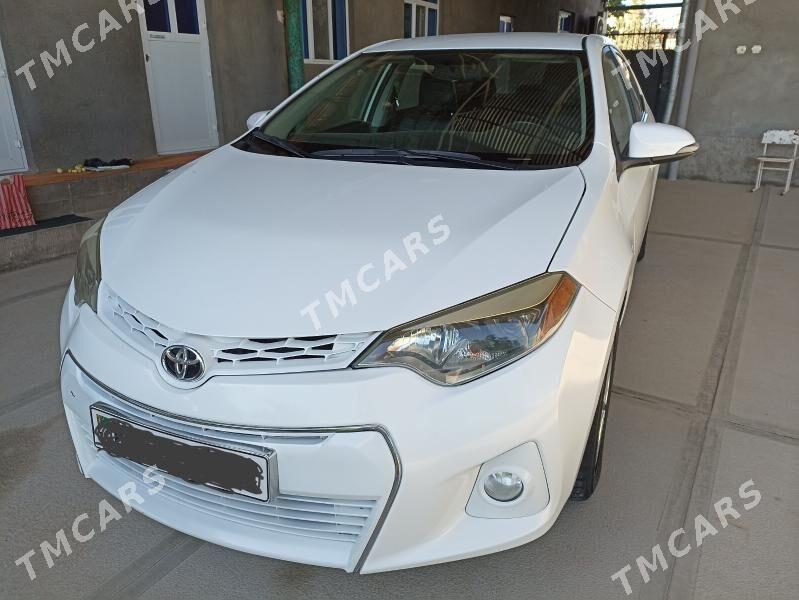 Toyota Corolla 2014 - 200 000 TMT - Ёлётен - img 5