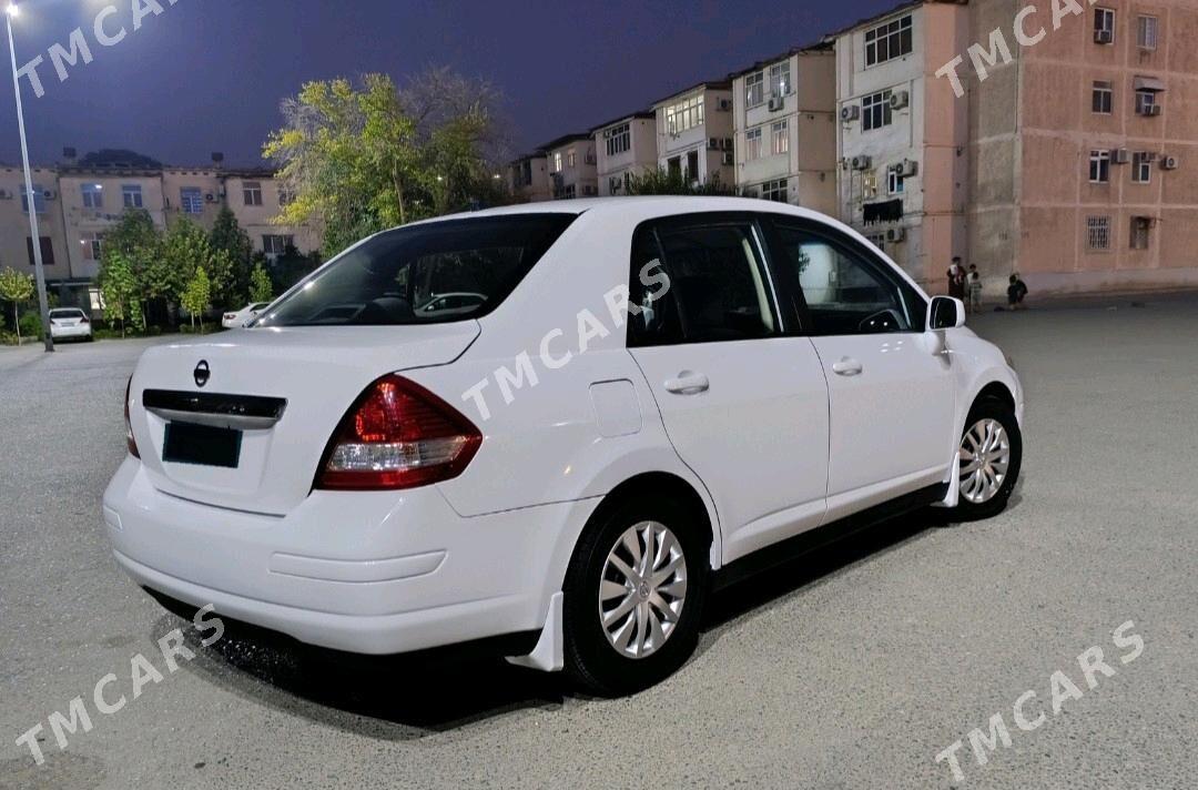 Nissan Versa 2010 - 115 000 TMT - 6 мкр - img 4