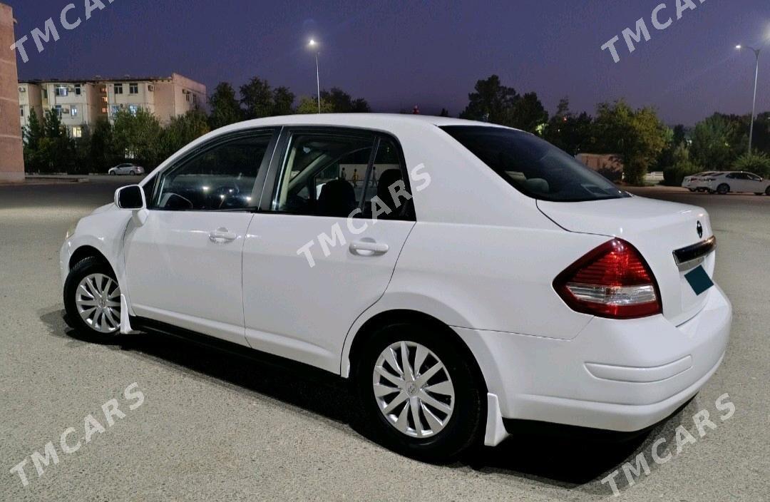 Nissan Versa 2010 - 115 000 TMT - 6 мкр - img 5