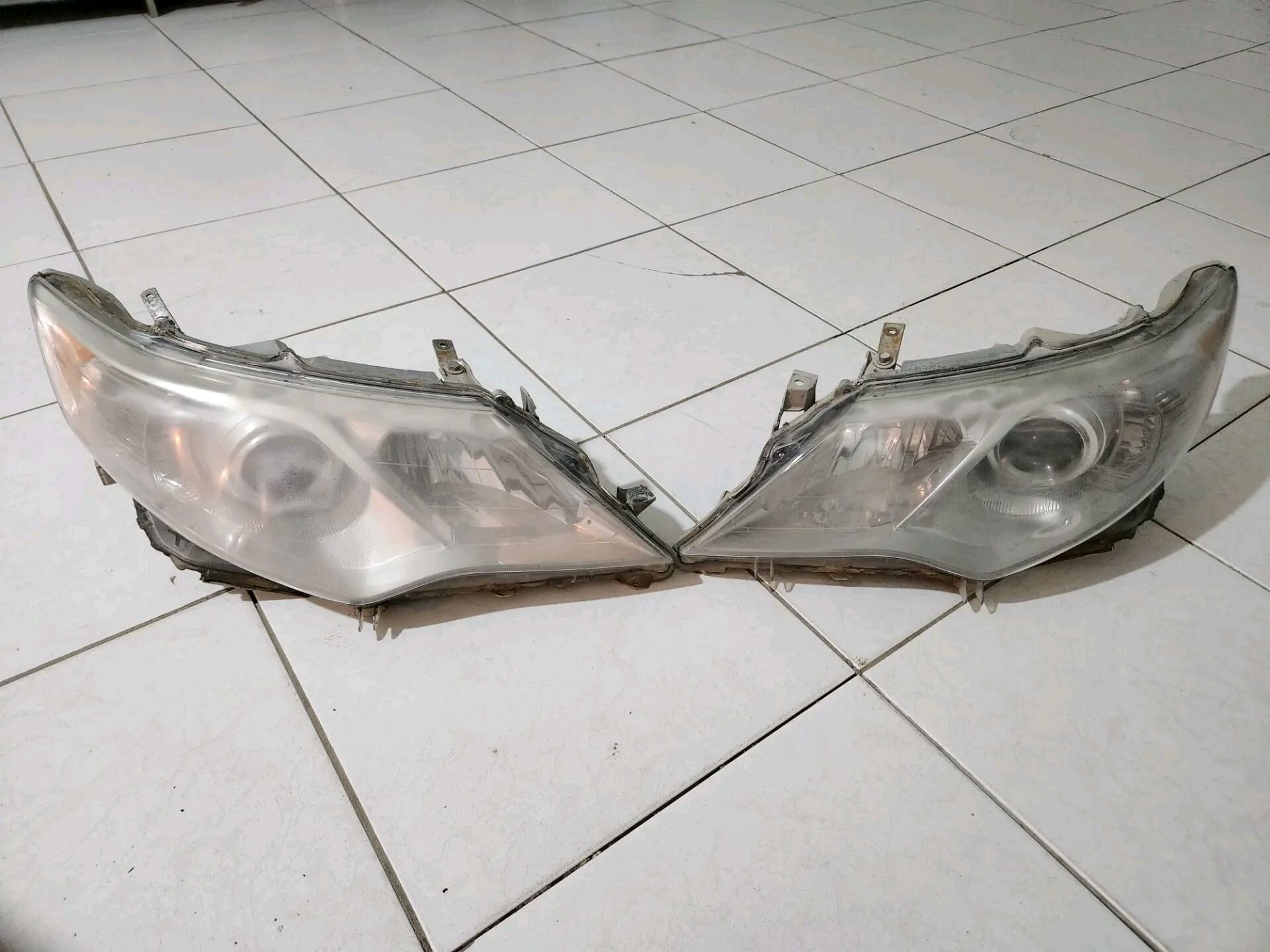 фары Toyota camry 2012 (palta) 1 000 TMT - Керки - img 2