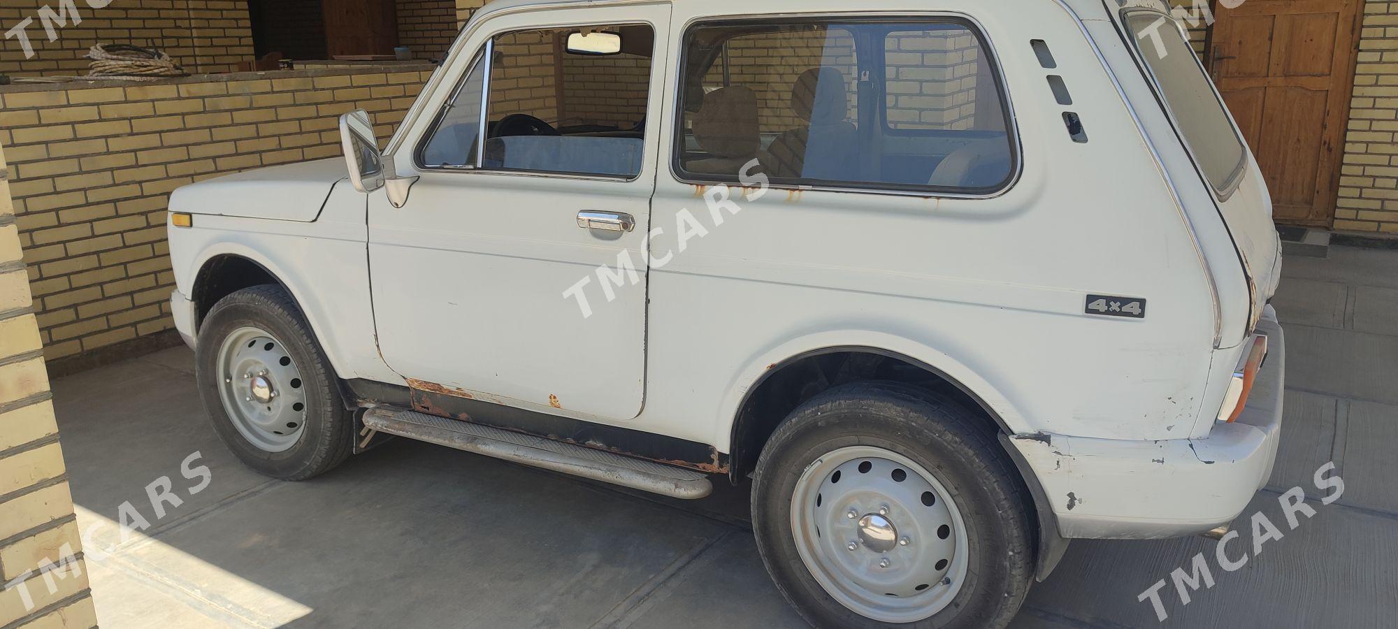 Lada Niva 1983 - 24 000 TMT - Байрамали - img 5