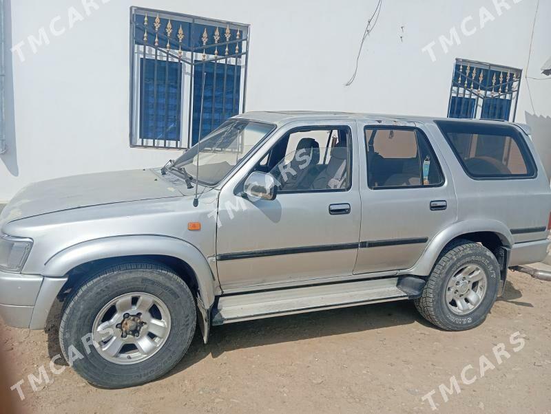 Toyota Hilux 1993 - 27 000 TMT - Etrek - img 4