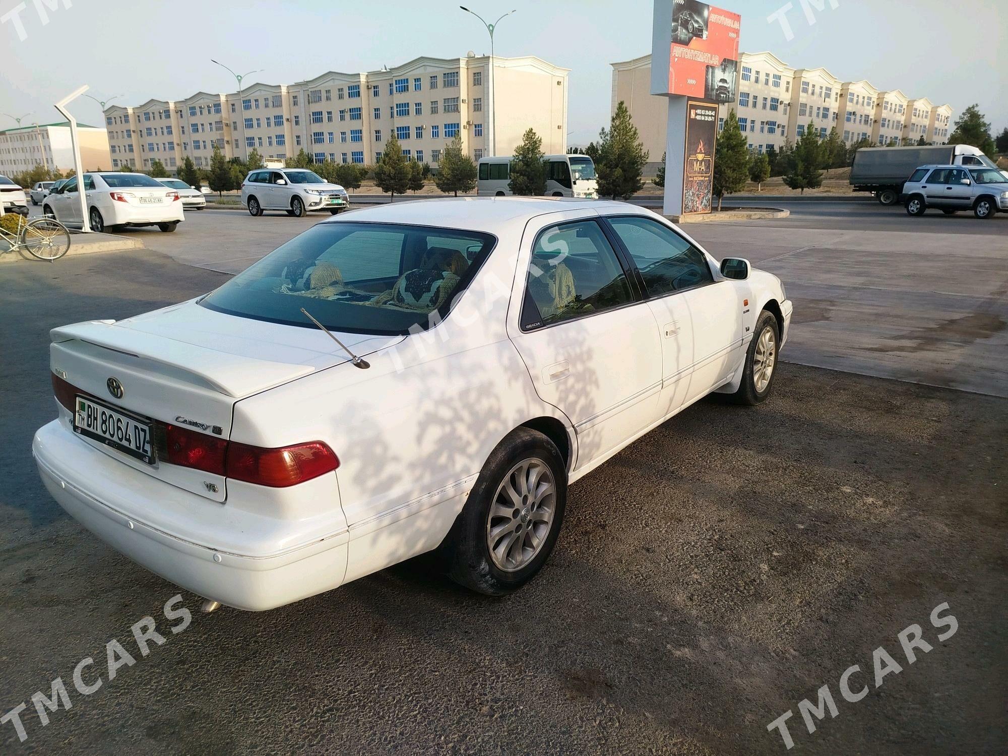 Toyota Camry 2001 - 140 000 TMT - Ашхабад - img 4