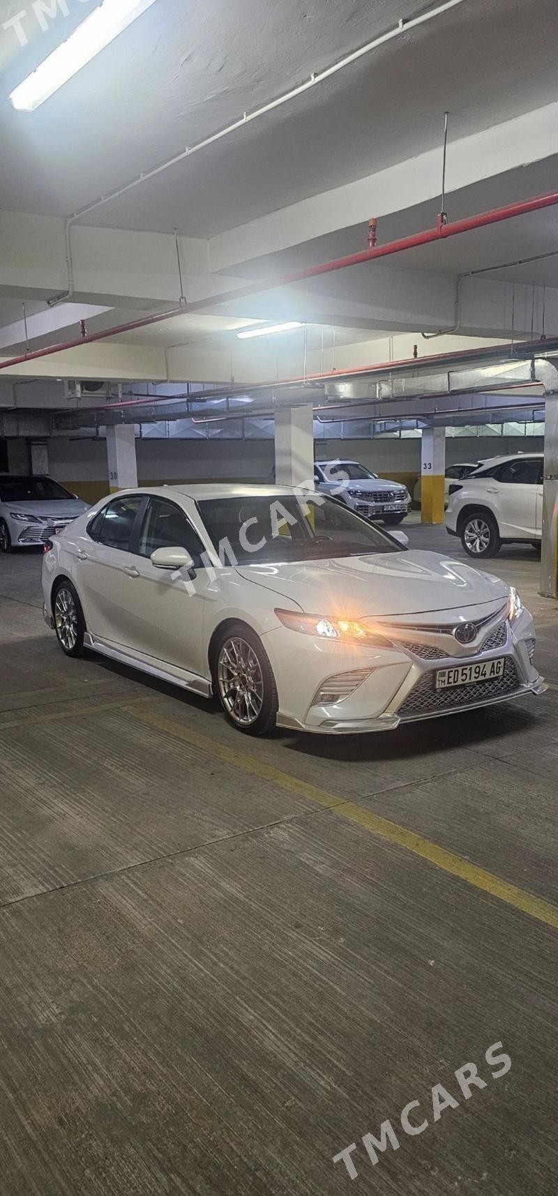 Toyota Camry 2023 - 339 000 TMT - Aşgabat - img 2