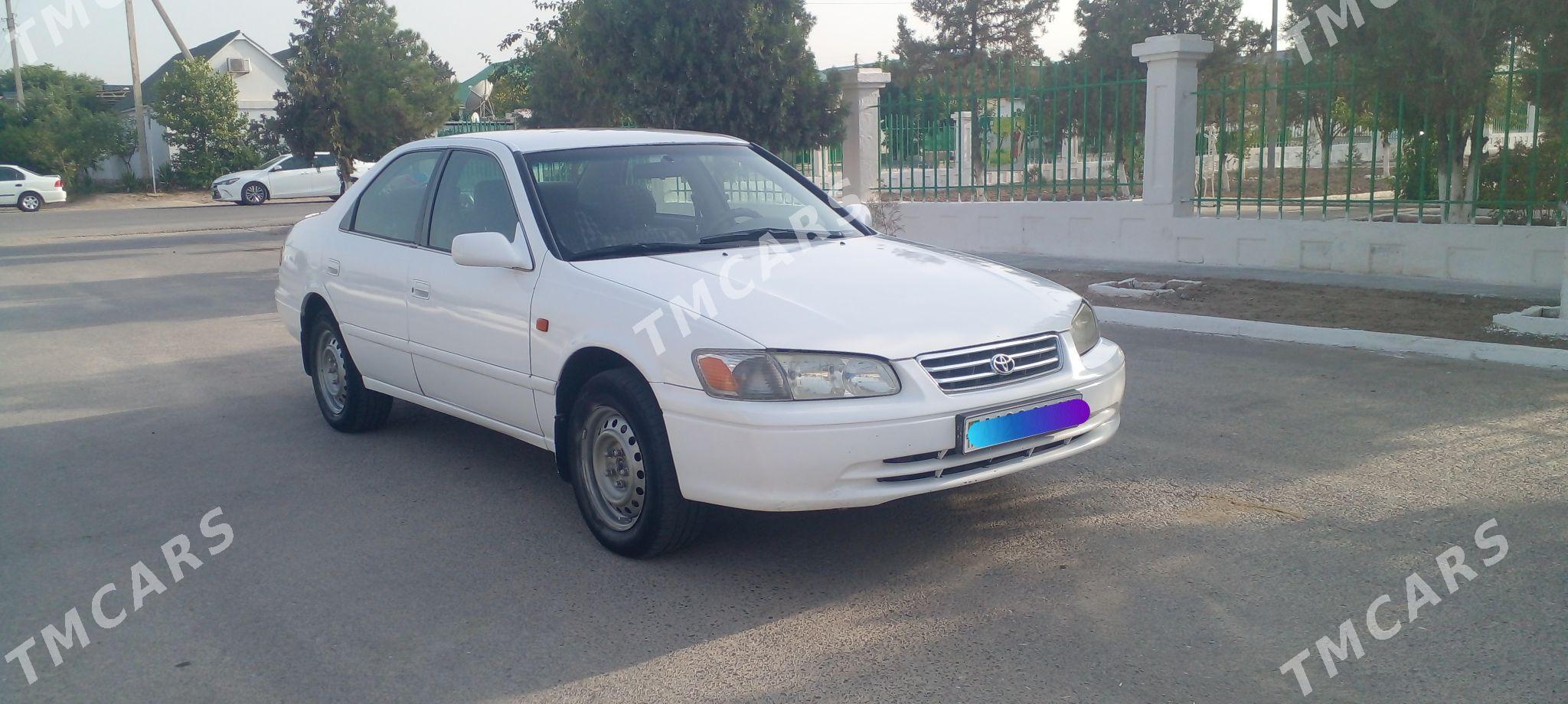 Toyota Camry 2000 - 110 000 TMT - Теджен - img 10