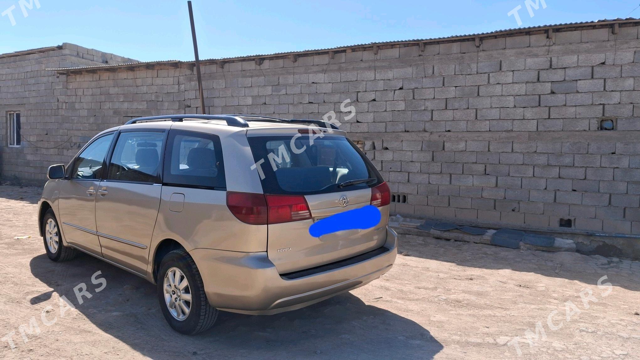 Toyota Sienna 2005 - 195 000 TMT - Türkmenbaşy etr. - img 4
