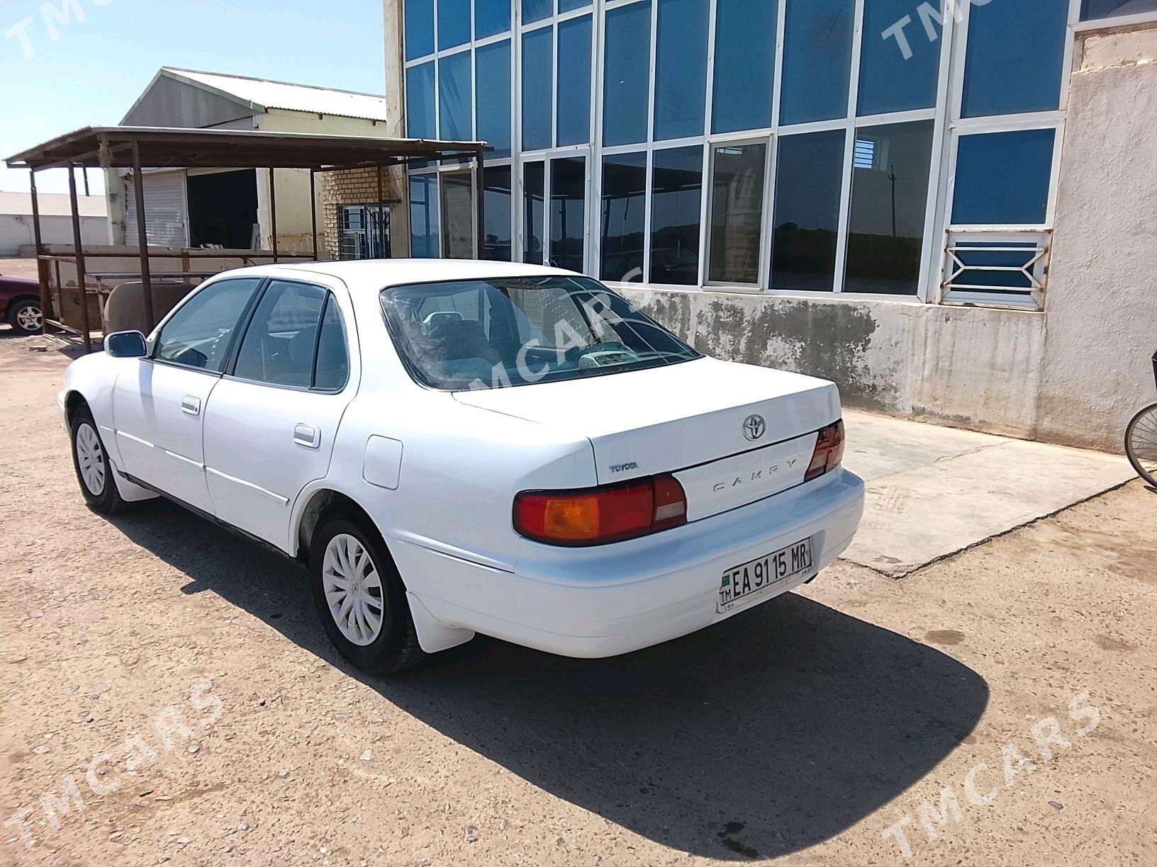 Toyota Camry 1992 - 75 000 TMT - Мары - img 4