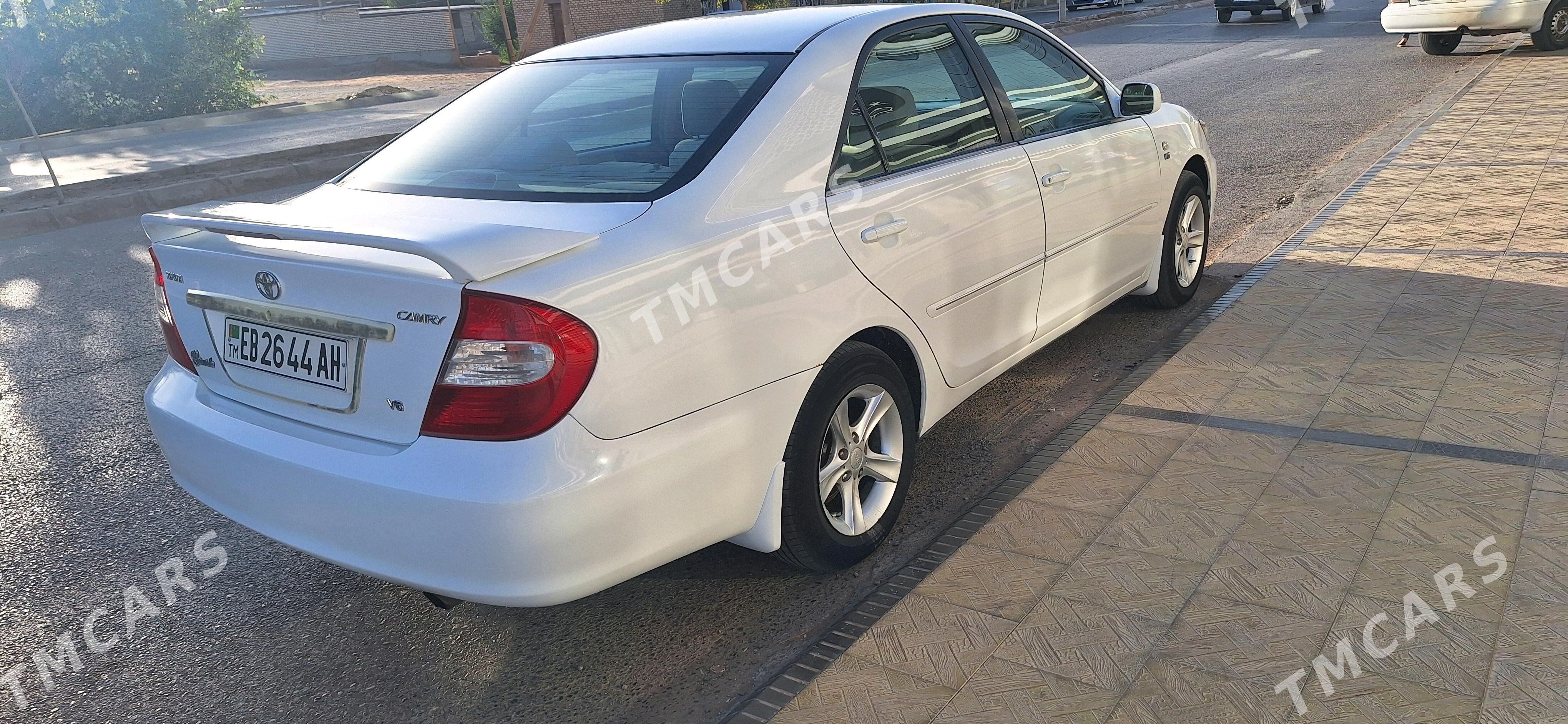 Toyota Camry 2003 - 165 000 TMT - Бабадайхан - img 4