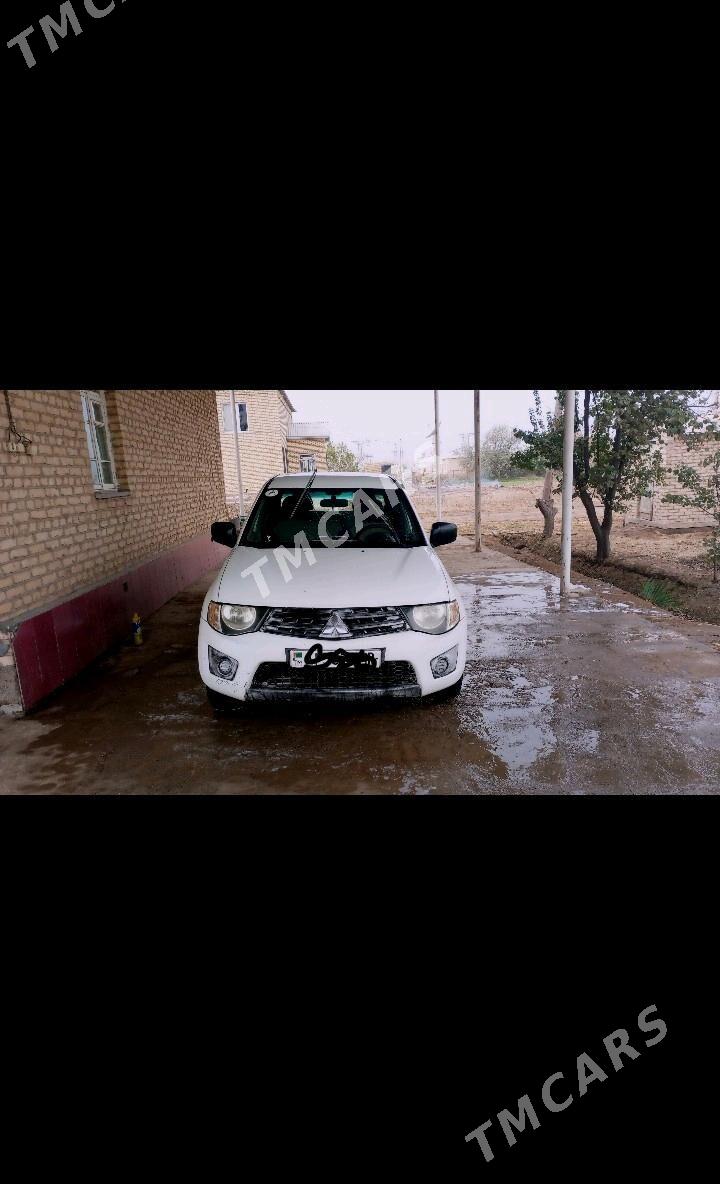 Mitsubishi L200 2010 - 120 000 TMT - Mary - img 3