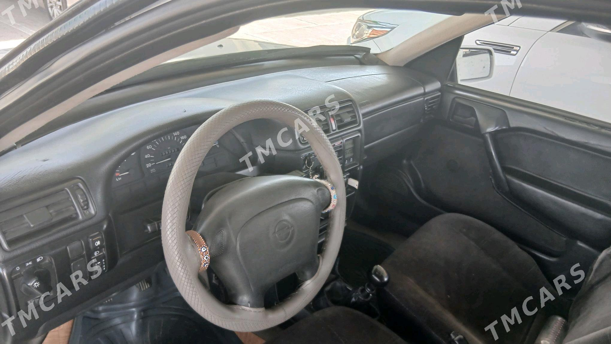 Opel Vectra 1991 - 35 000 TMT - Boldumsaz - img 2