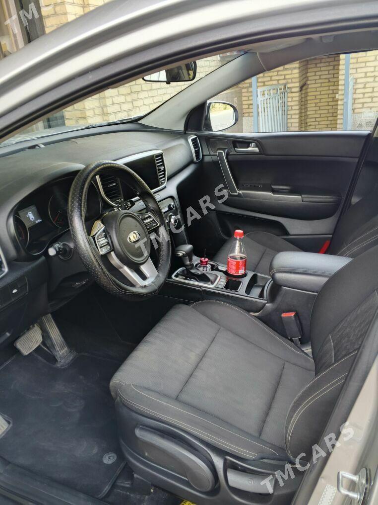 Kia Sportage 2021 - 230 000 TMT - Керки - img 3