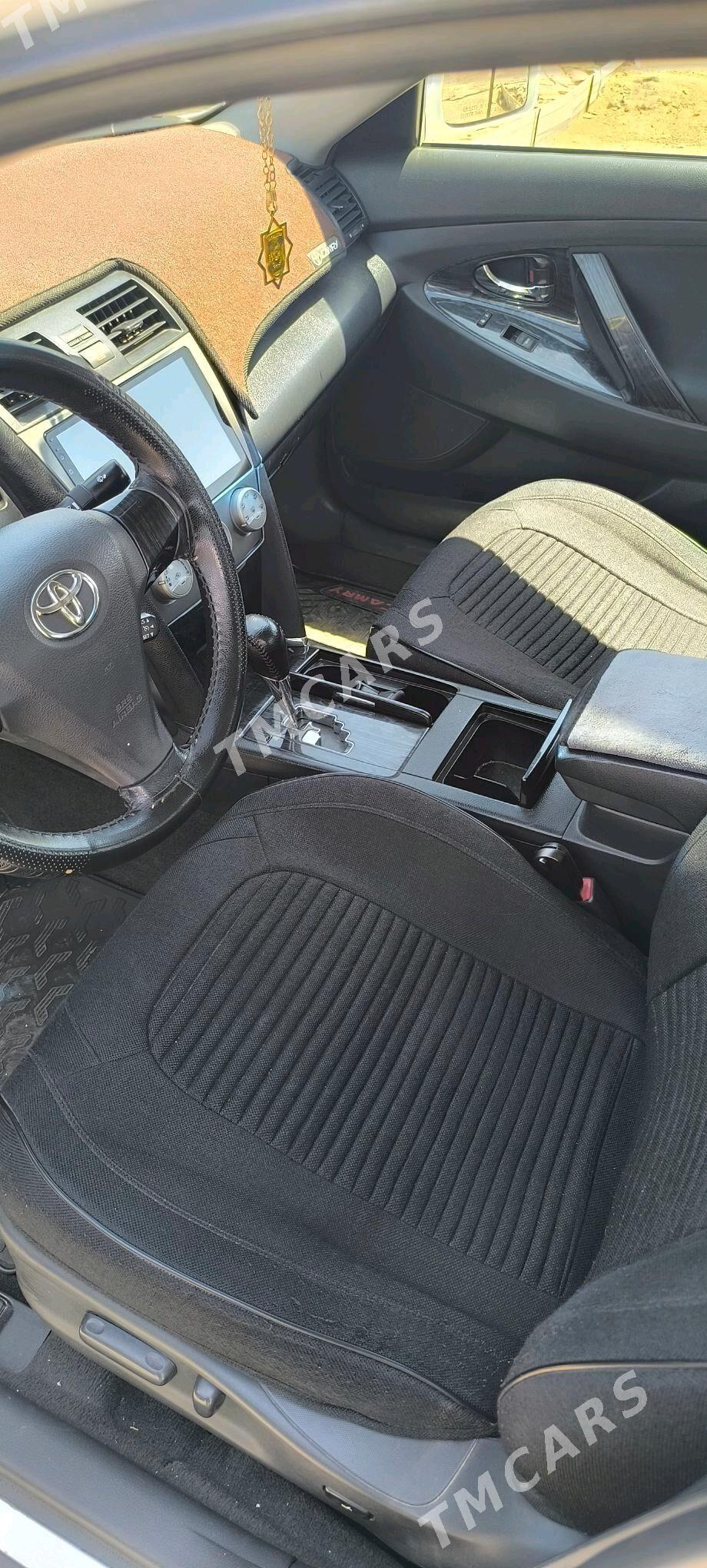 Toyota Camry 2010 - 200 000 TMT - Türkmenabat - img 4