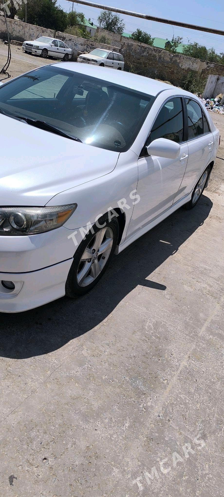 Toyota Camry 2010 - 200 000 TMT - Türkmenabat - img 6
