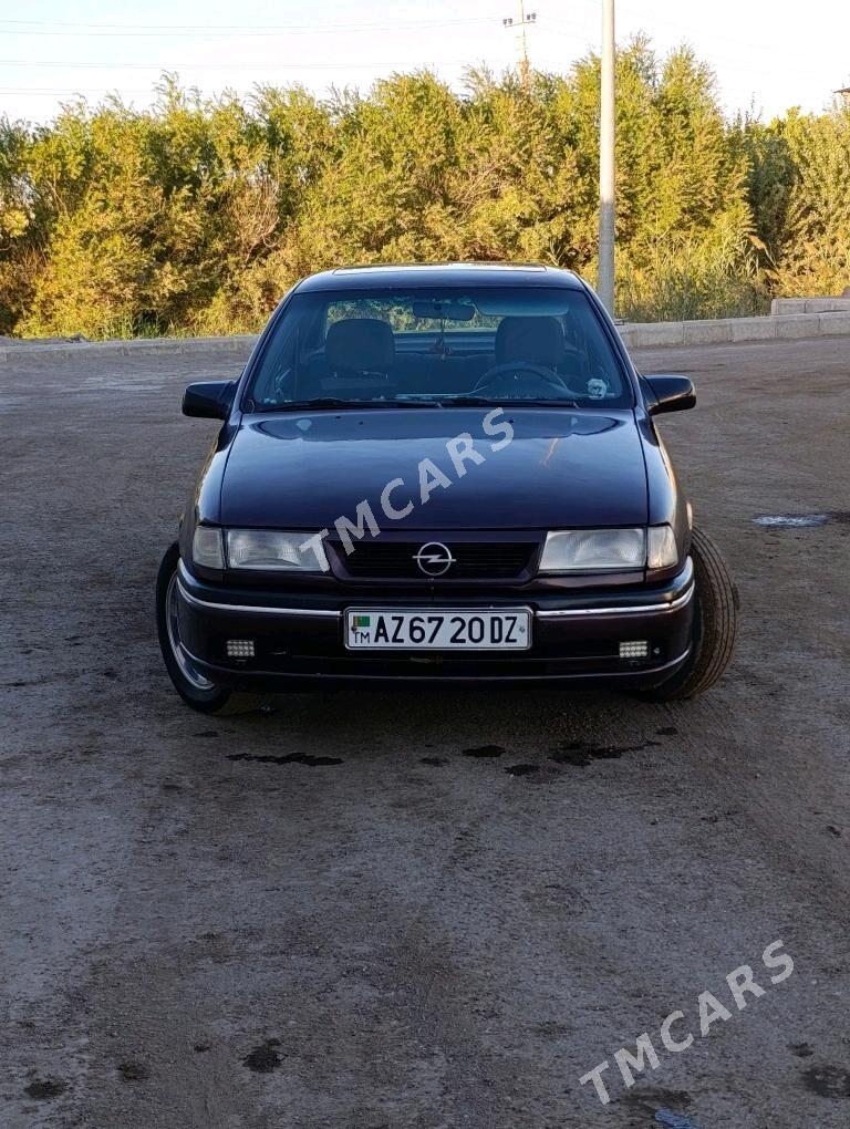 Opel Vectra 1994 - 40 000 TMT - Губадаг - img 4