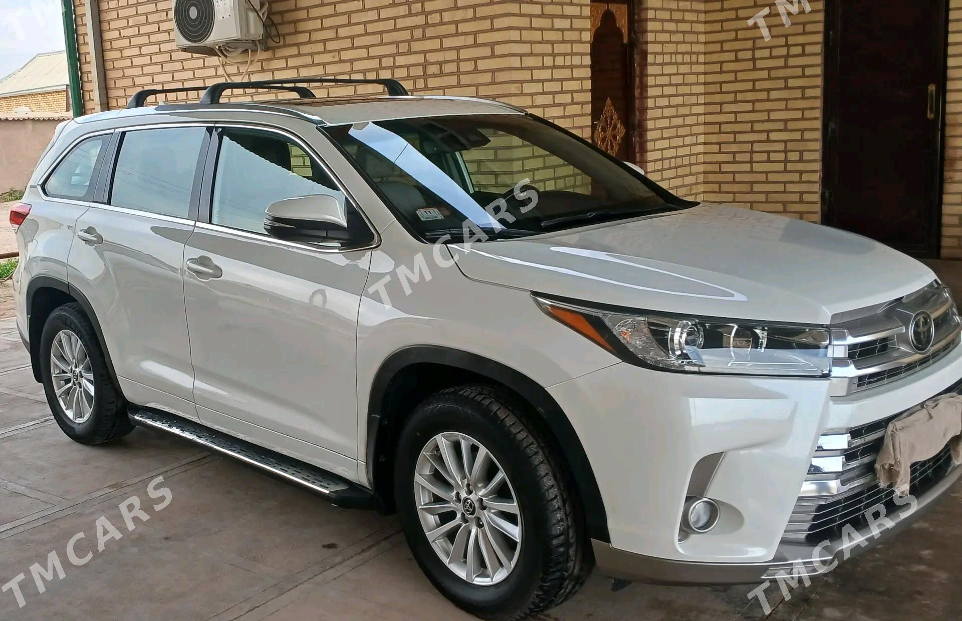 Toyota Highlander 2017 - 440 000 TMT - Sarahs - img 2