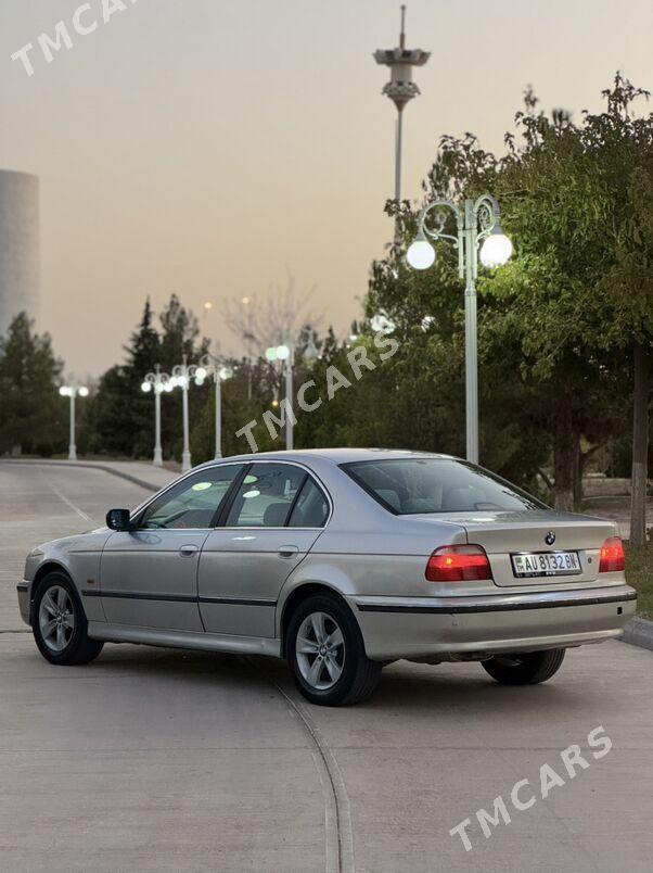 BMW E39 1999 - 88 000 TMT - Балканабат - img 4