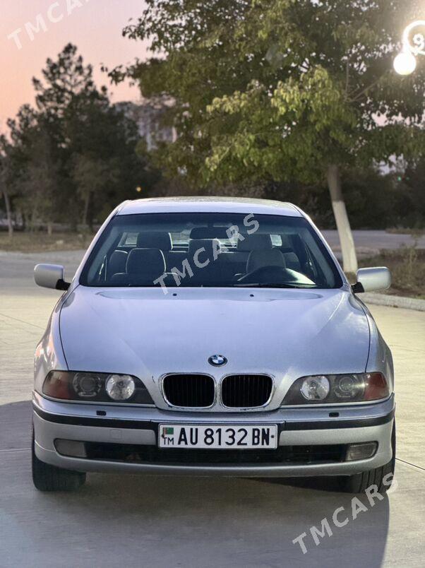 BMW E39 1999 - 88 000 TMT - Балканабат - img 6