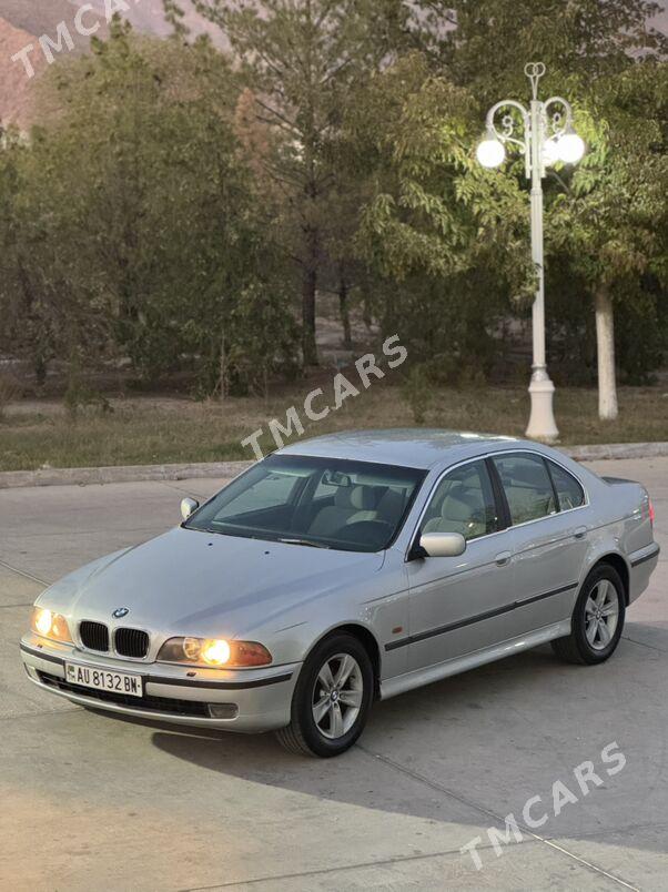 BMW E39 1999 - 88 000 TMT - Балканабат - img 9