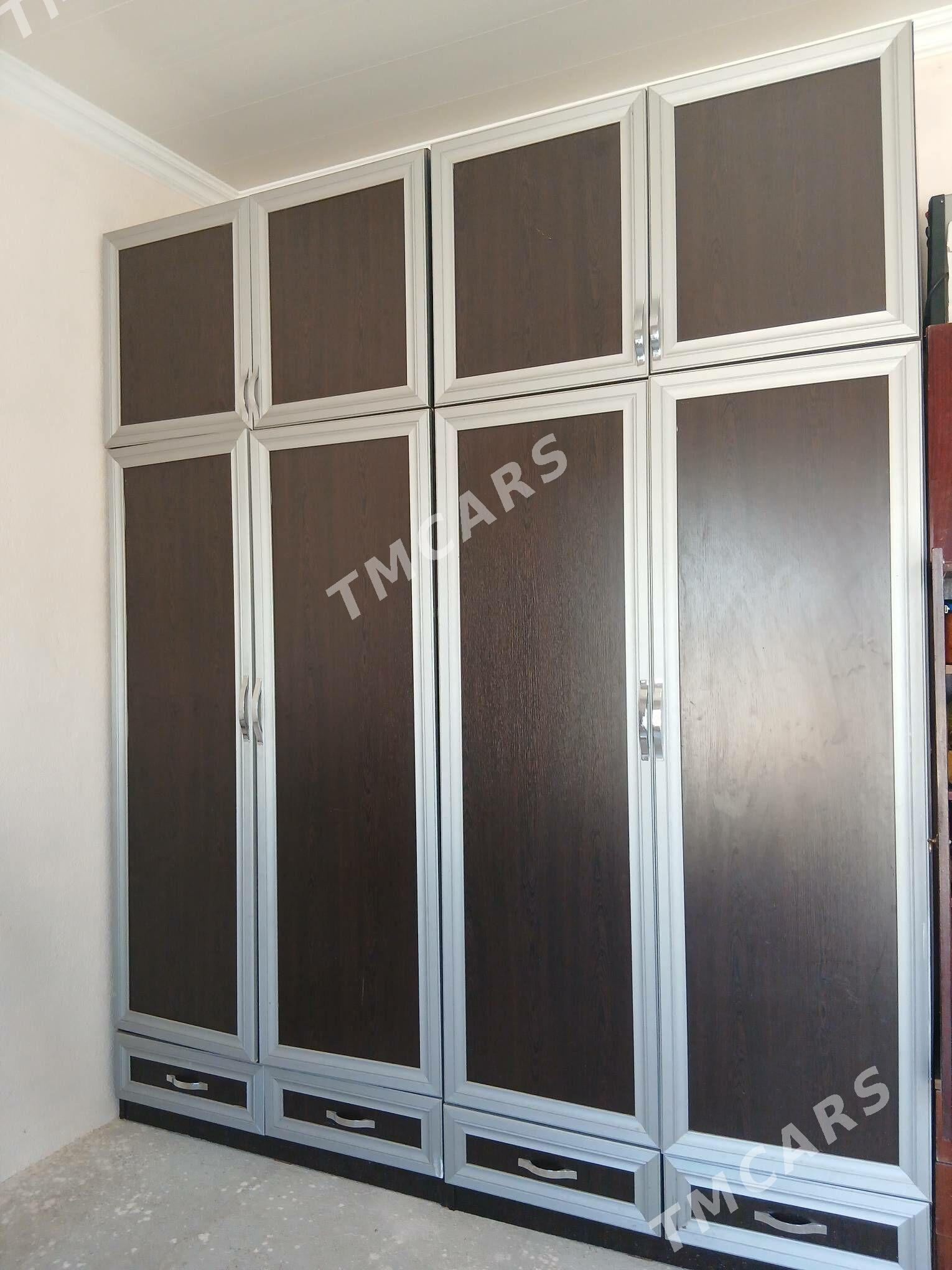 Mebıl - Hitrowka - img 2