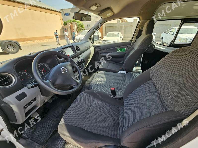 Nissan Urvan 2021 - 420 000 TMT - Мары - img 3