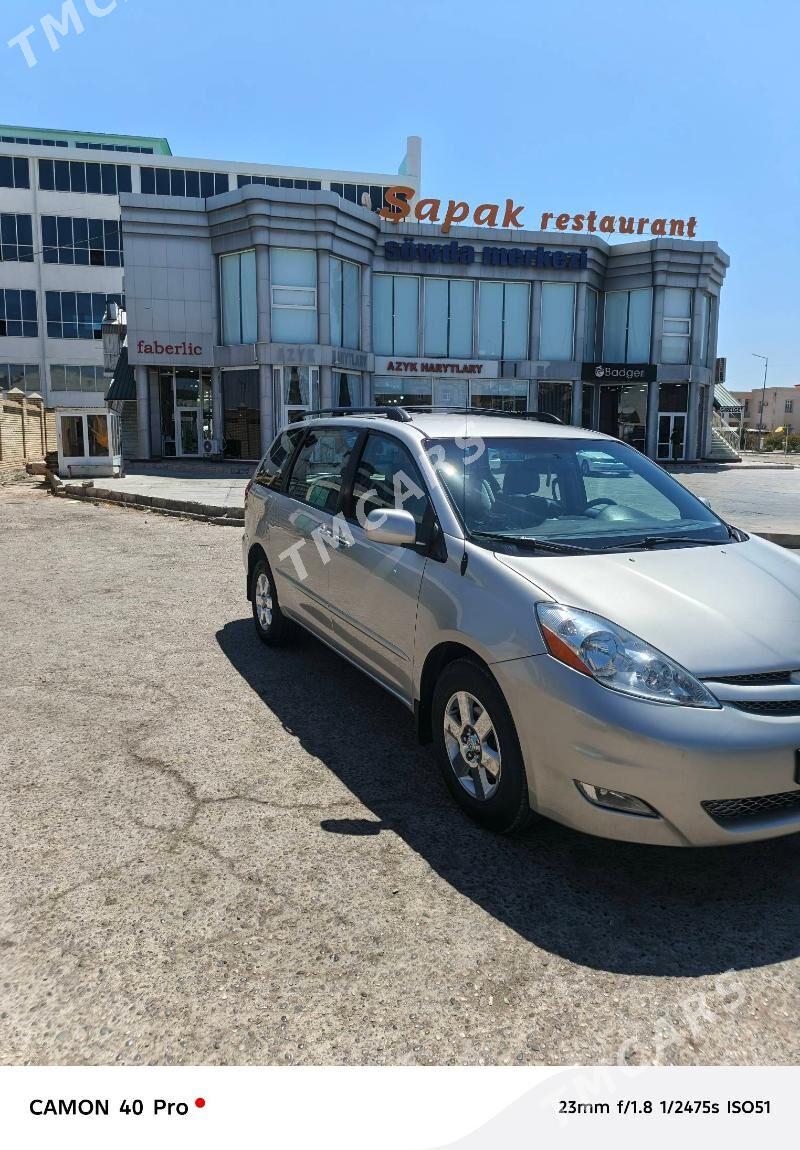 Toyota Sienna 2009 - 253 000 TMT - Mary - img 3