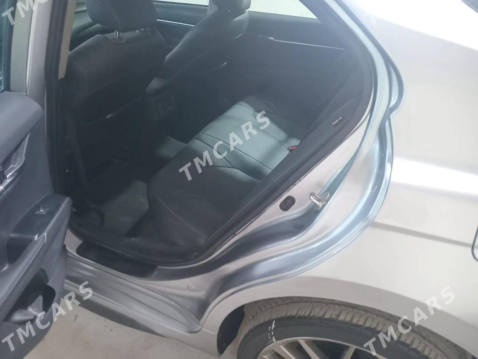 Toyota Camry 2020 - 290 000 TMT - Саят - img 5