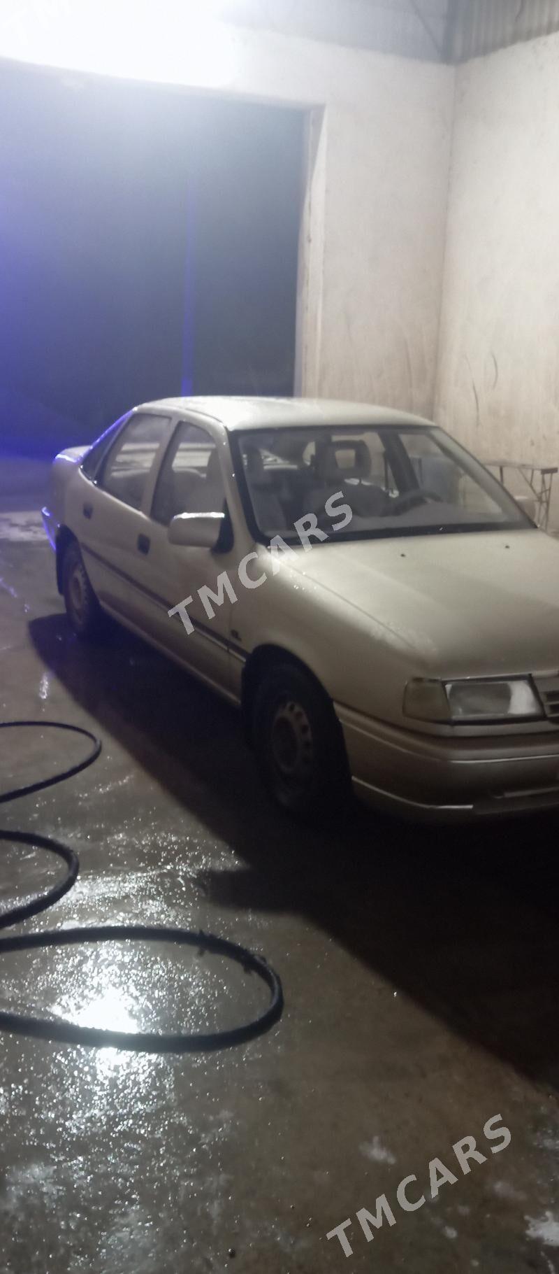 Opel Vectra 1991 - 38 000 TMT - Байрамали - img 4
