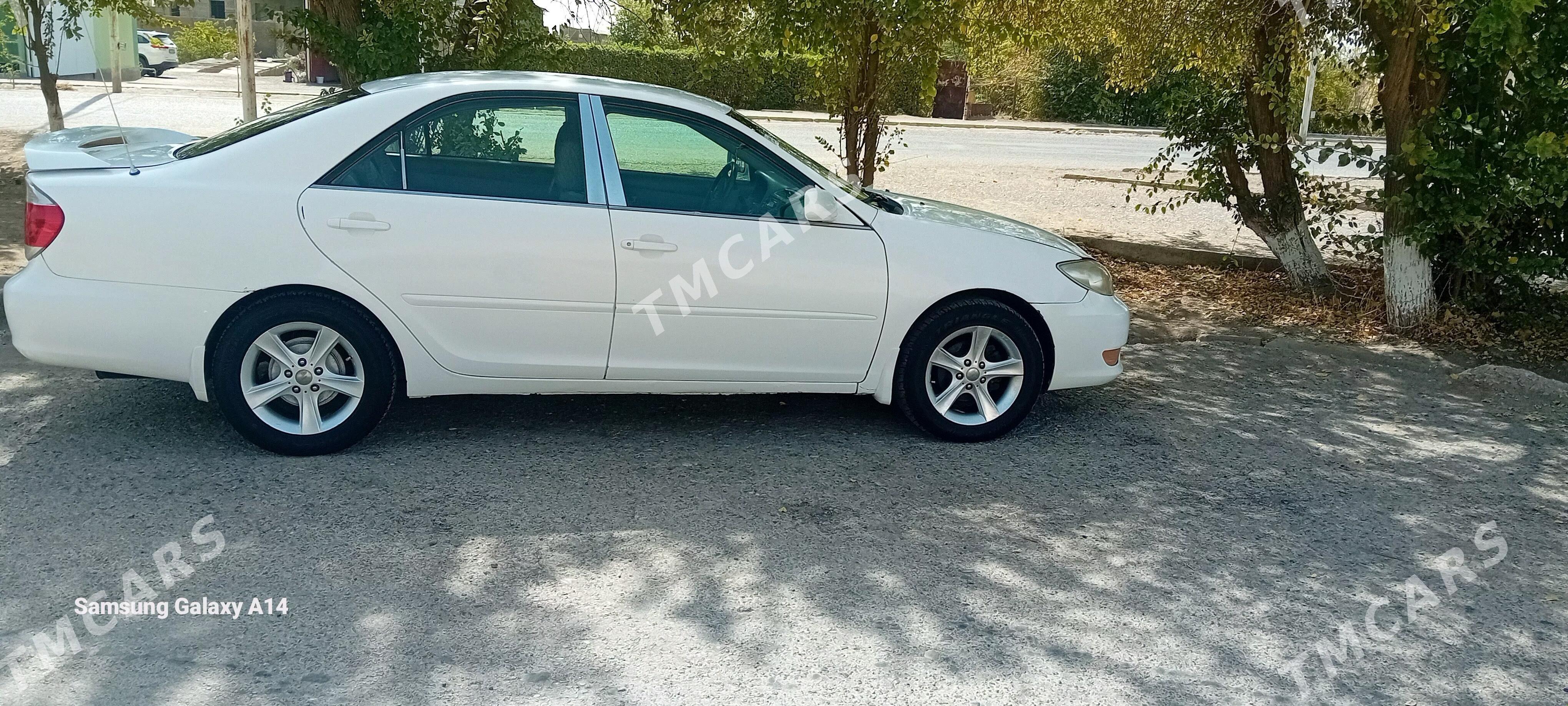 Toyota Camry 2003 - 135 000 TMT - Сакарчага - img 3