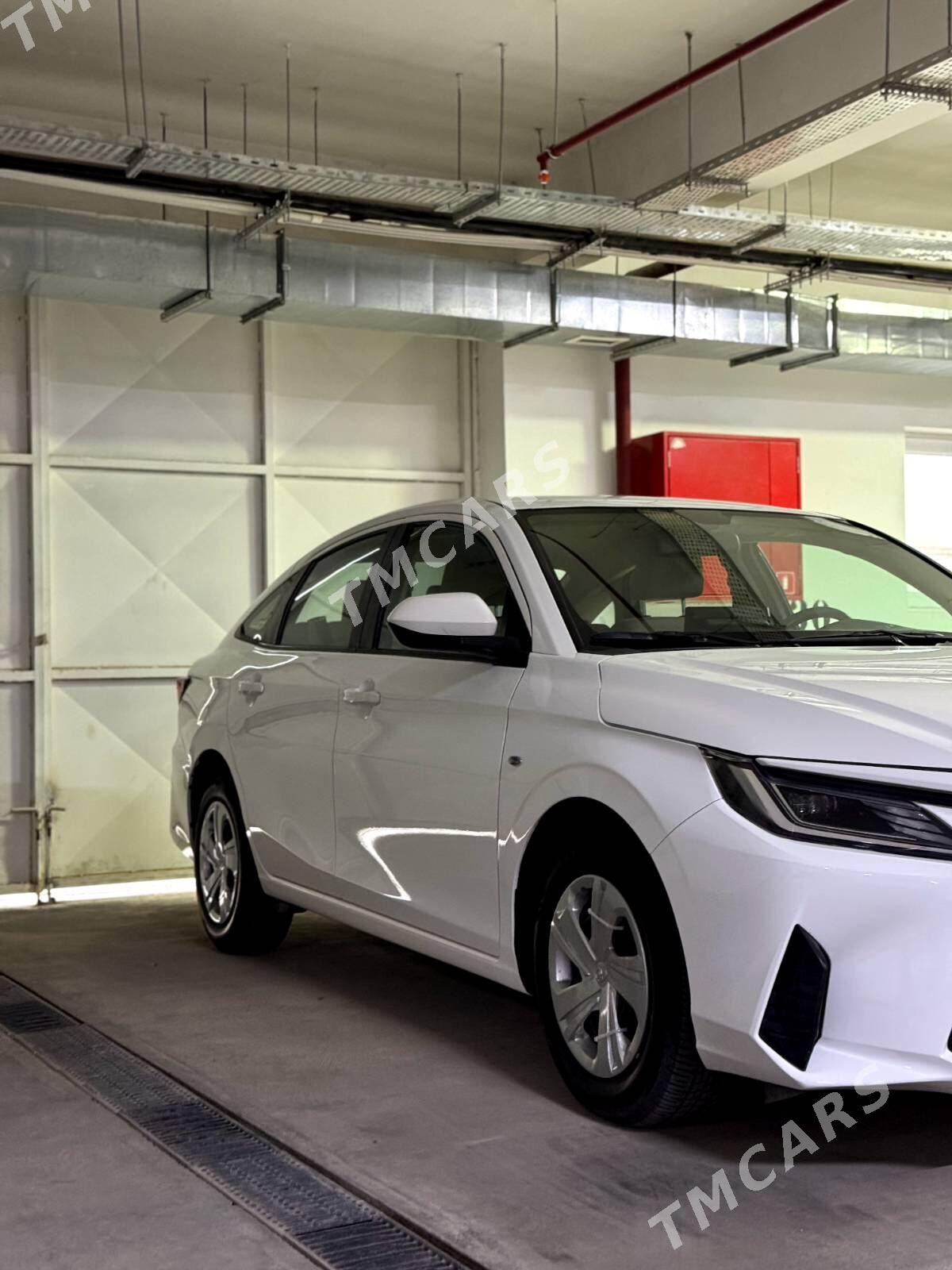 Toyota Yaris 2024 - 305 000 TMT - Aşgabat - img 5