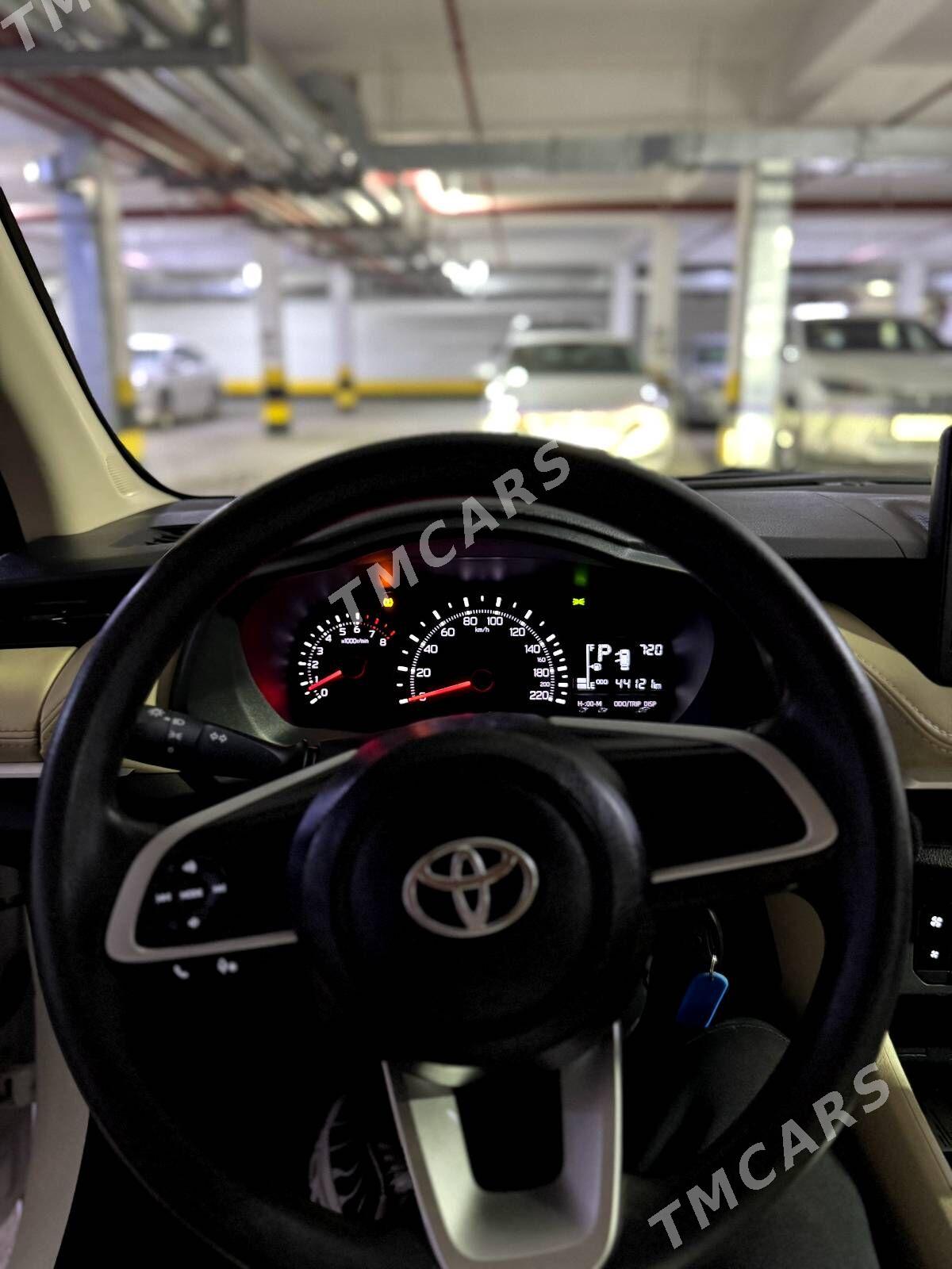 Toyota Yaris 2024 - 305 000 TMT - Aşgabat - img 6