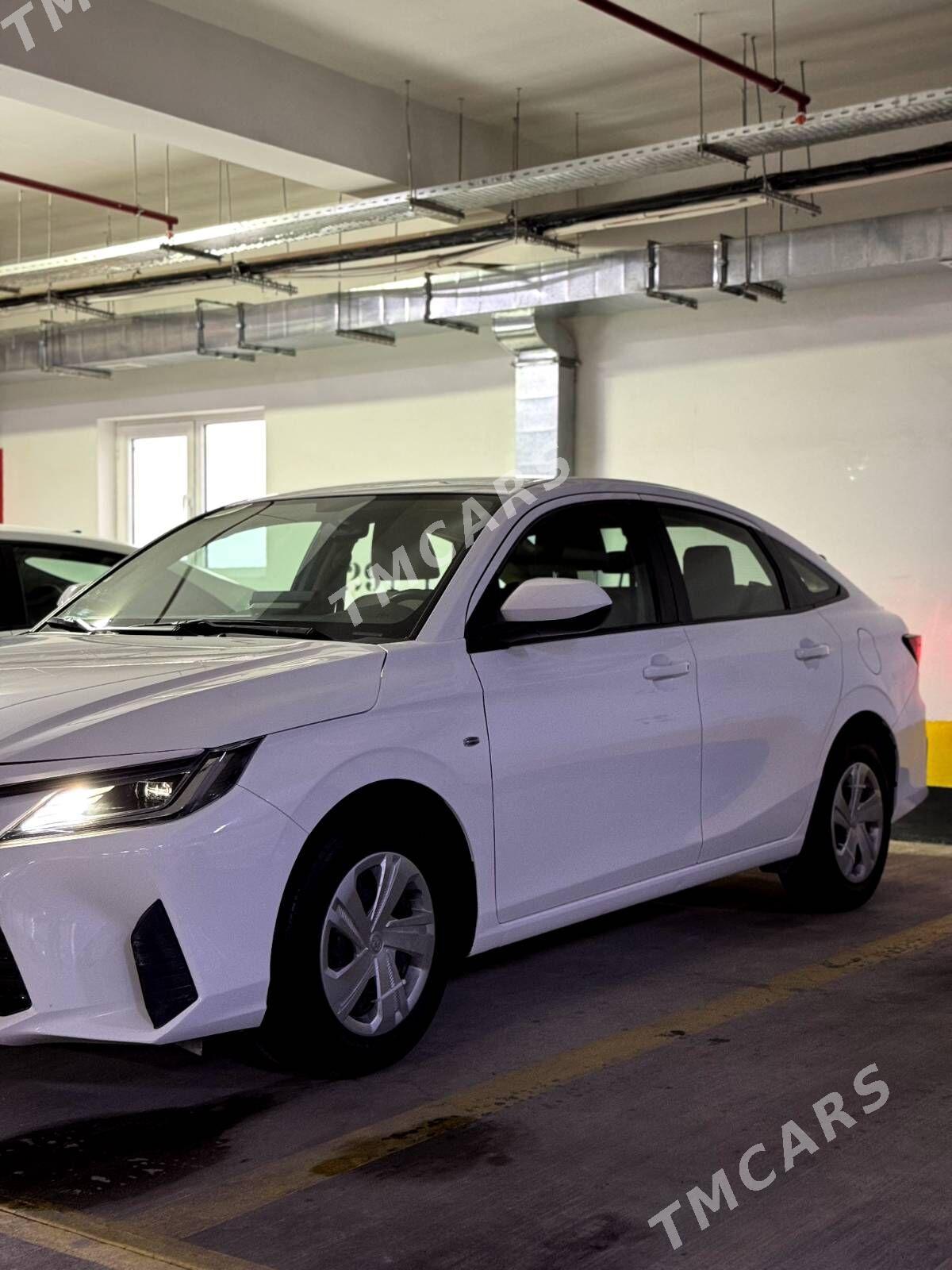 Toyota Yaris 2024 - 305 000 TMT - Aşgabat - img 4