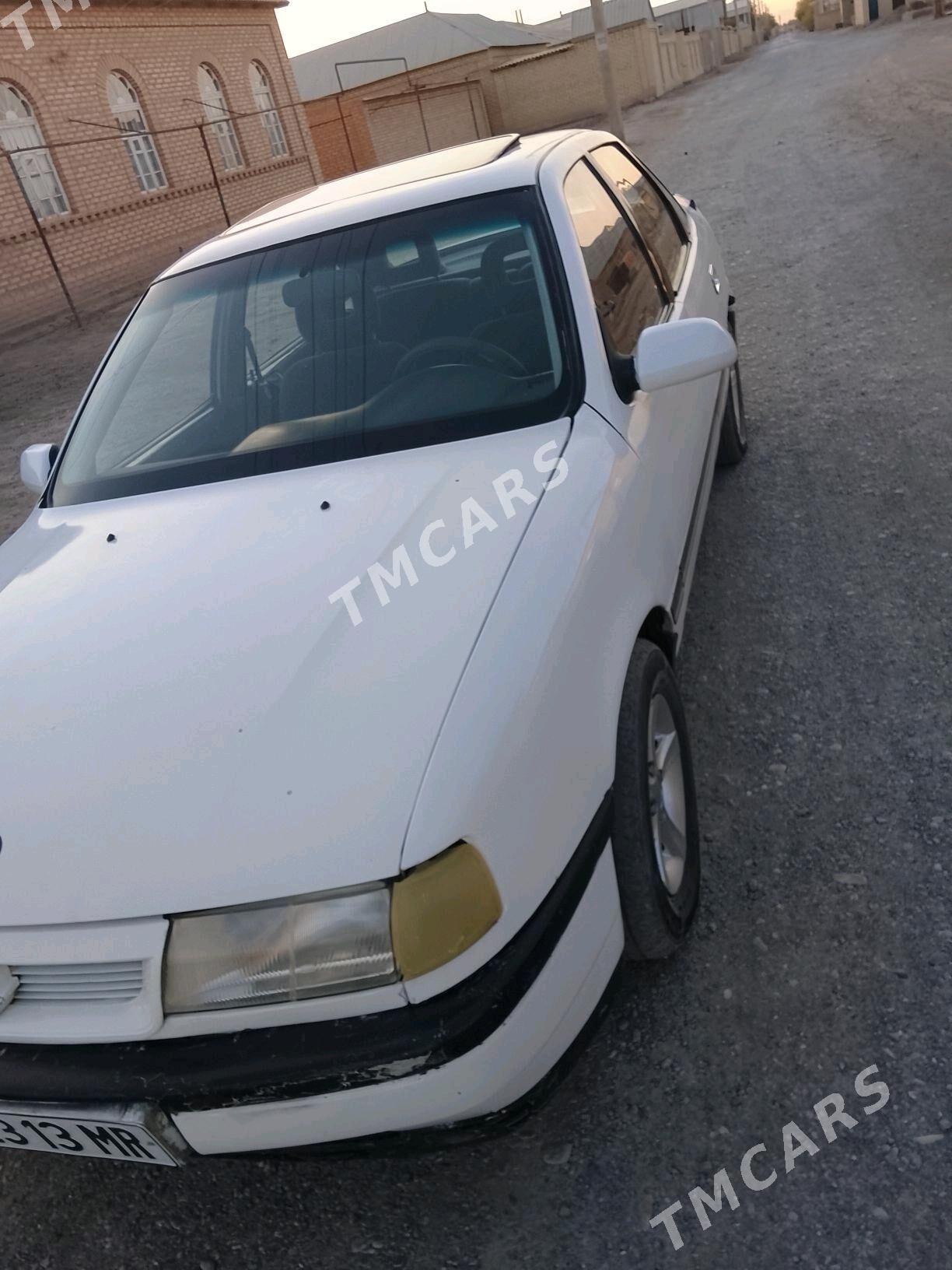 Opel Vectra 1991 - 25 000 TMT - Mary - img 3