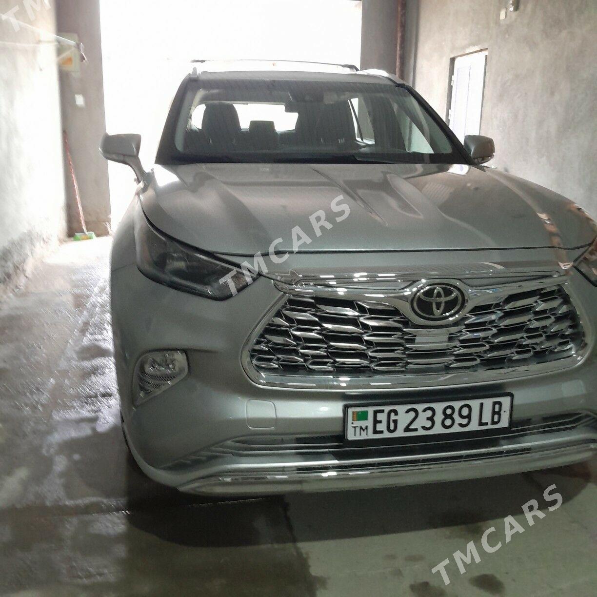 Toyota Highlander 2020 - 520 000 TMT - Дянев - img 4