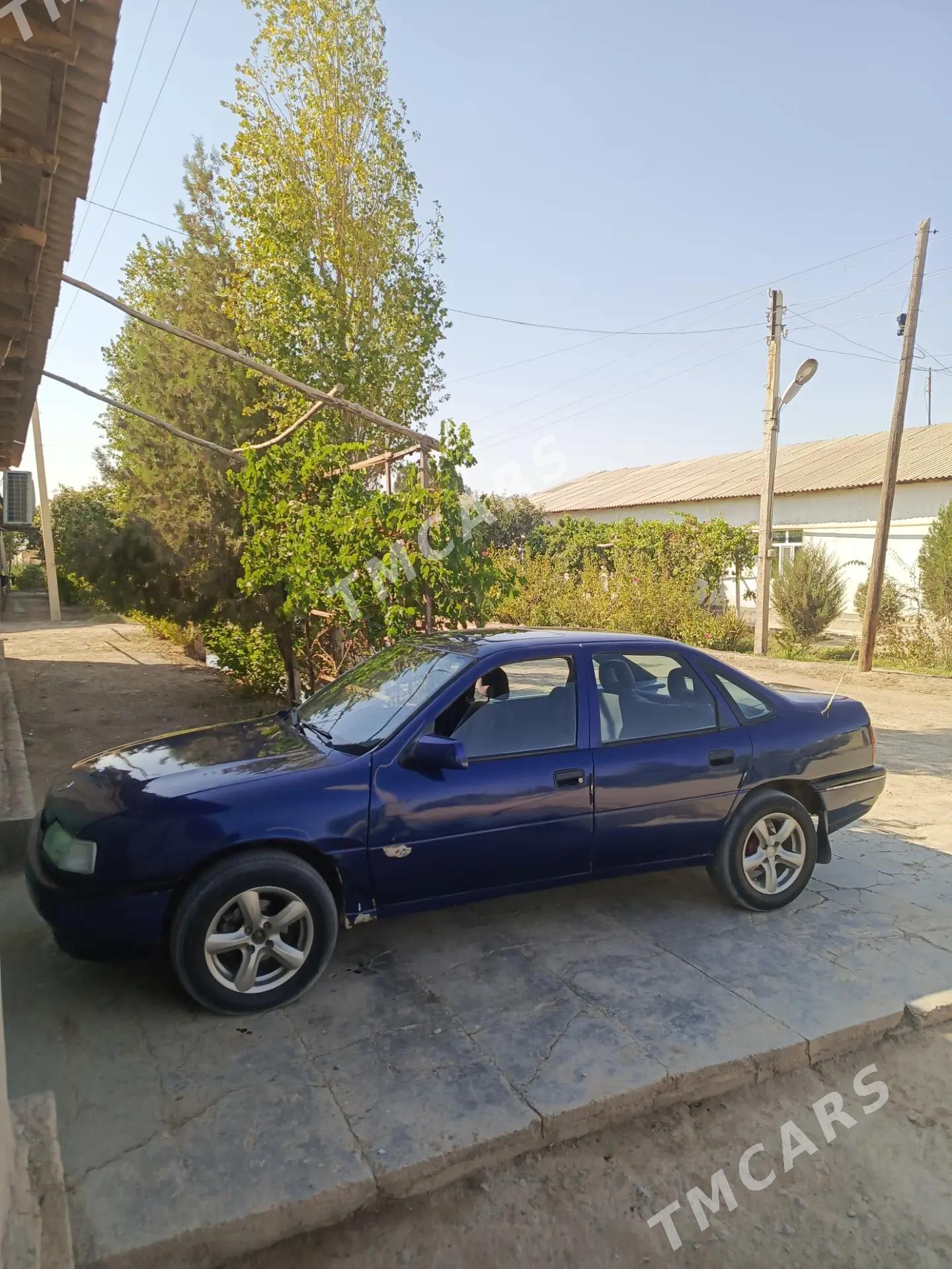 Opel Vectra 1994 - 20 000 TMT - Darganata - img 2