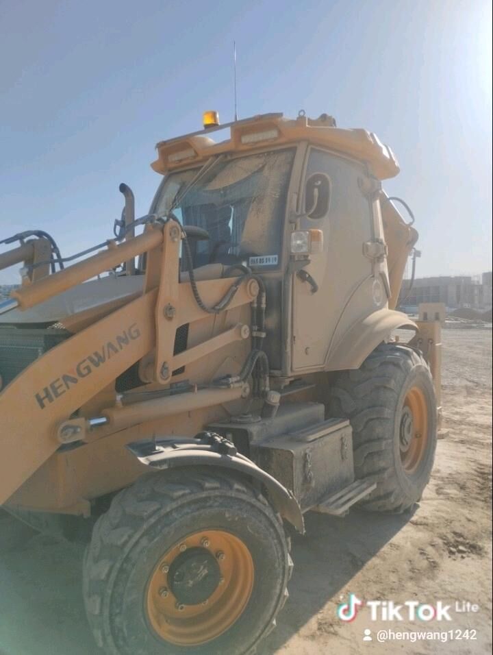 JCB 3CX ECO 2024 - 600 000 TMT - Гуртли - img 6