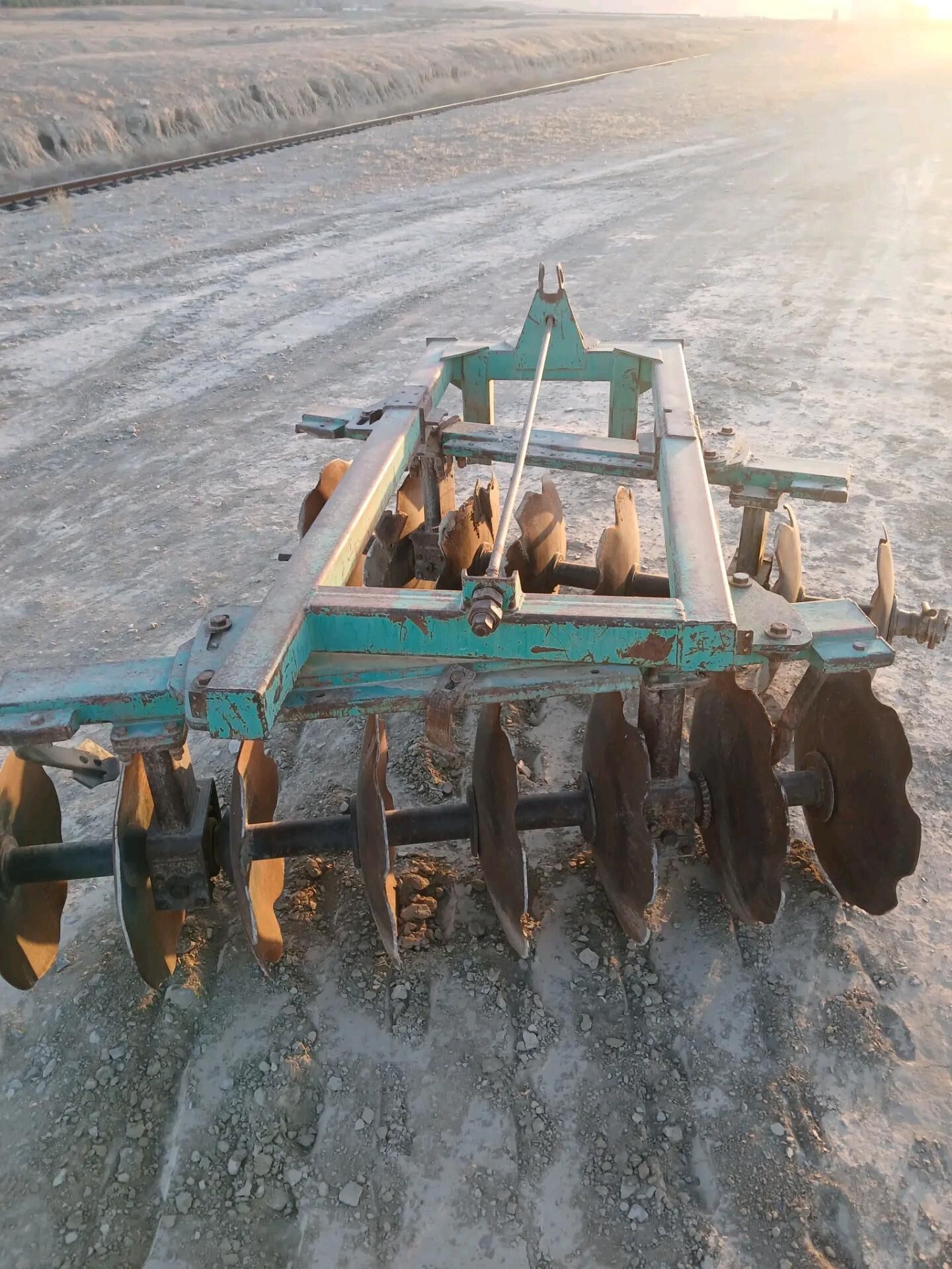 diska barana traktor uniwersal 27 000 TMT - Bäherden - img 2